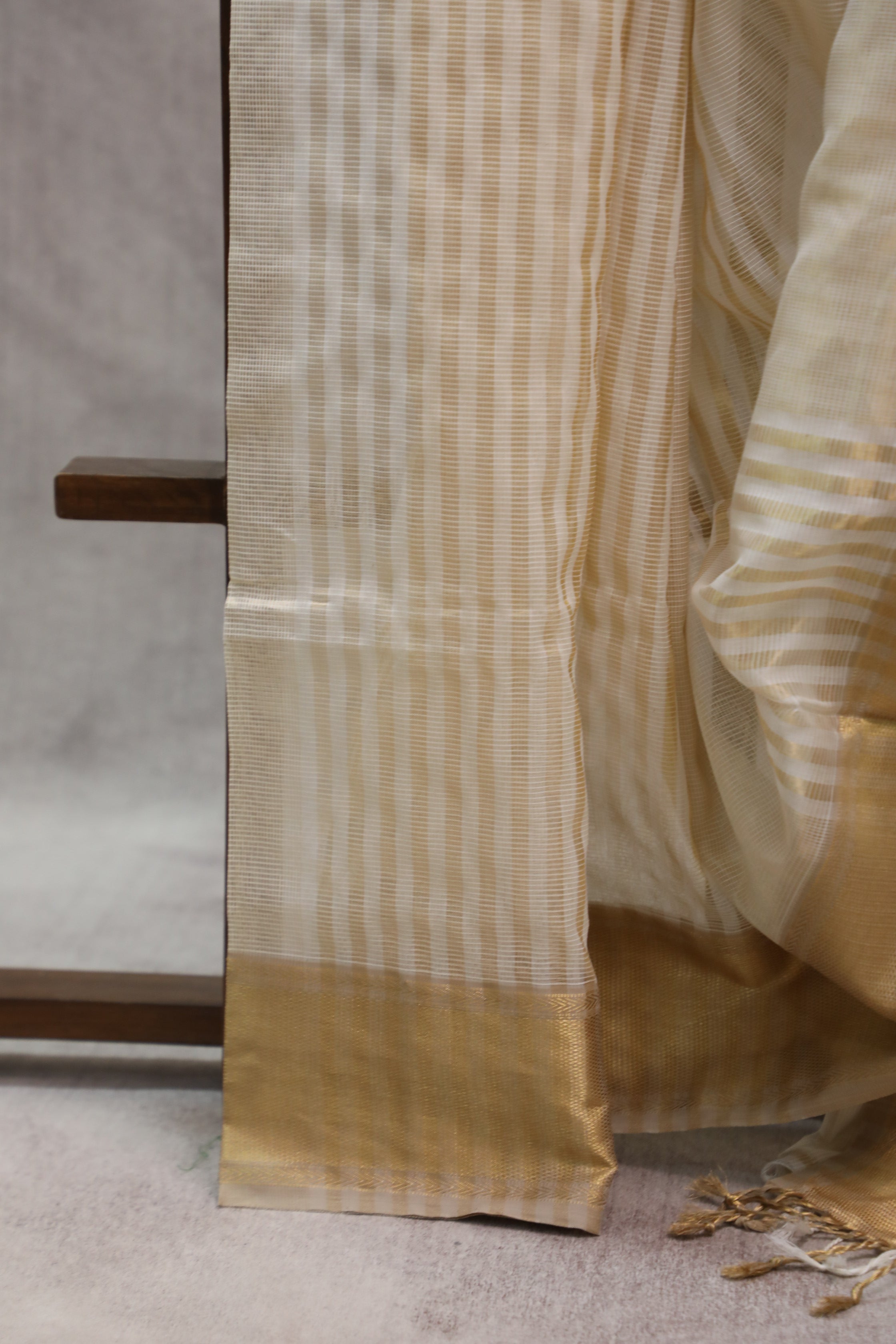 Cream Maheshwari Saree - SRCMS203