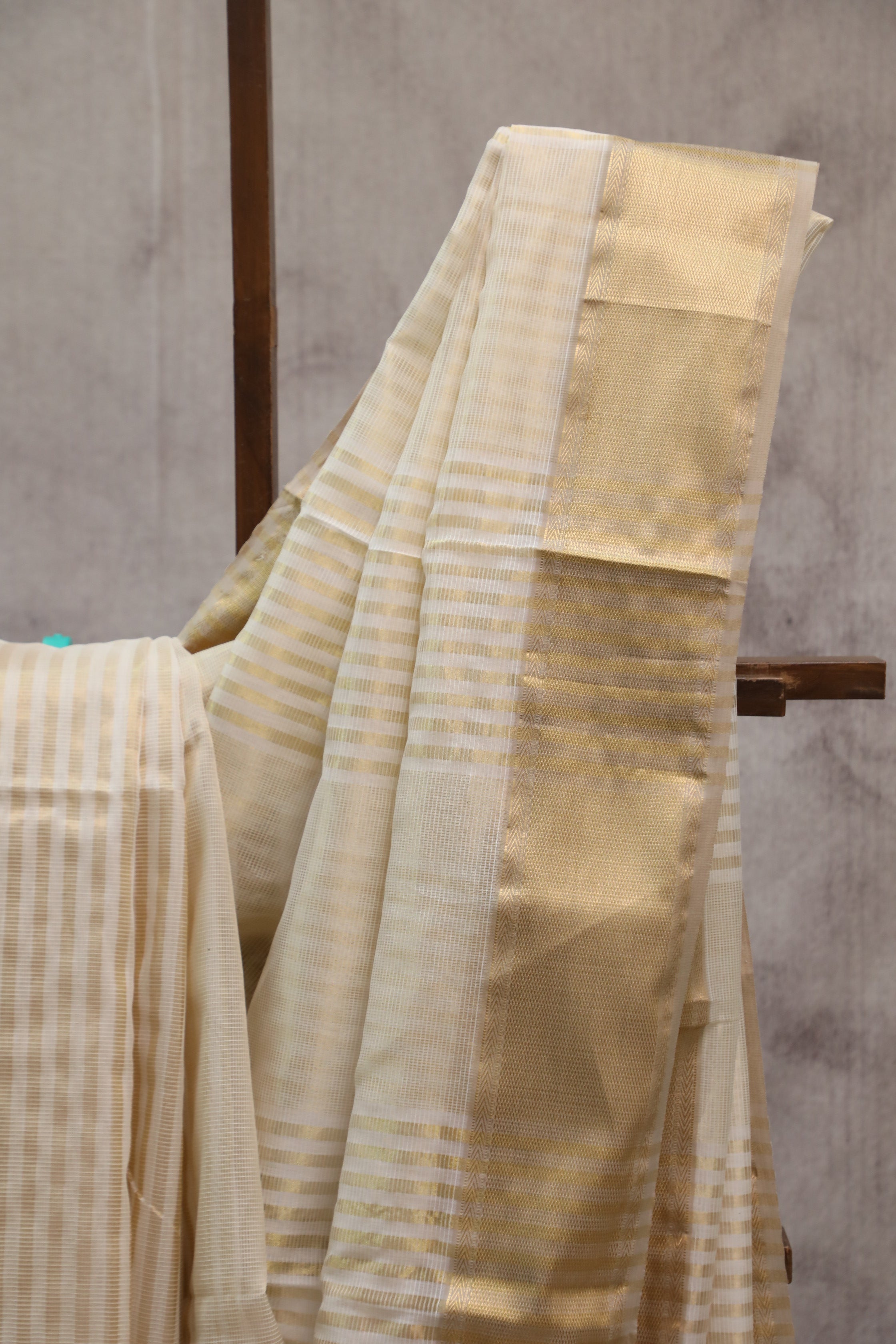 Cream Maheshwari Saree - SRCMS203