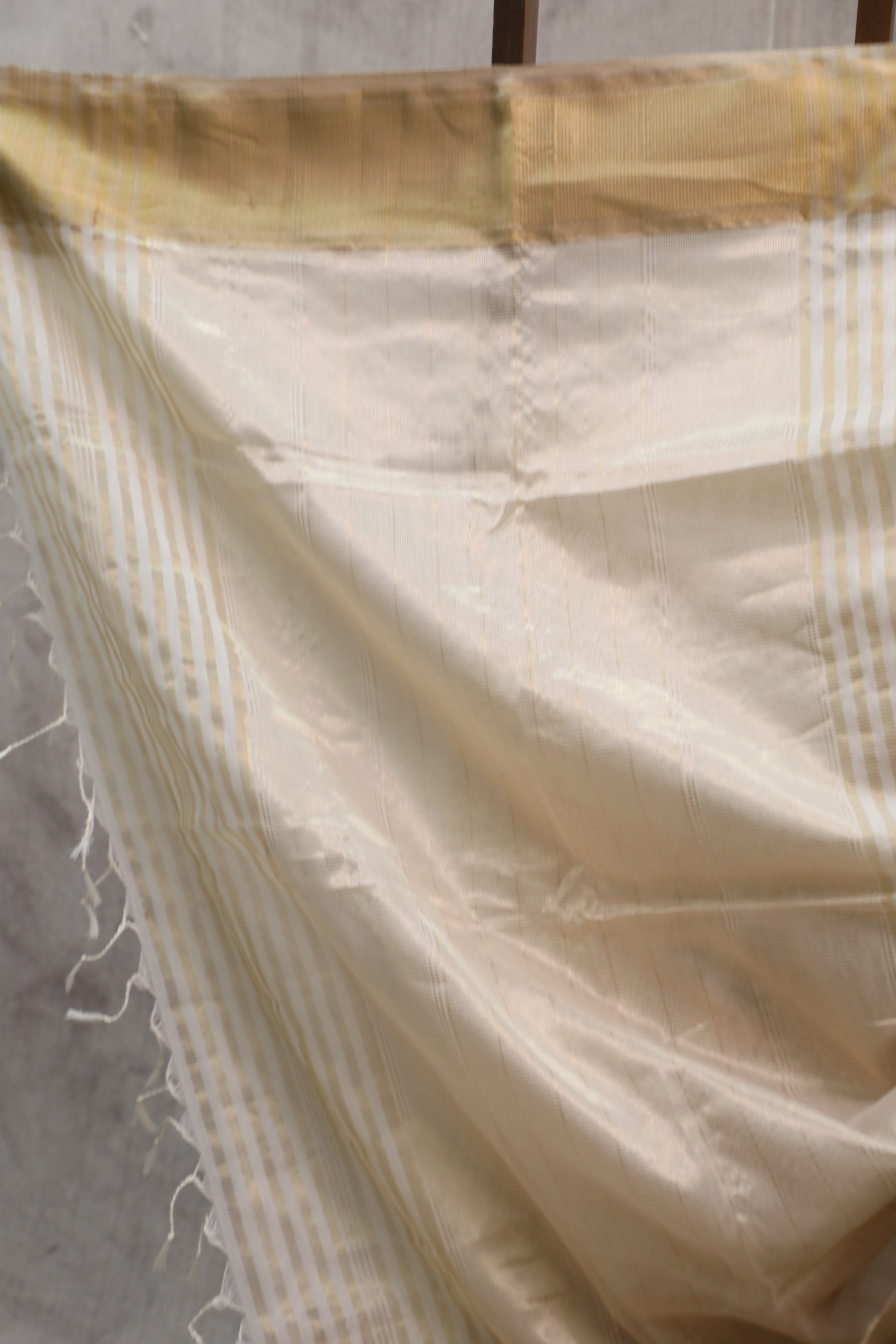 Cream Maheshwari Saree - SRCMS203