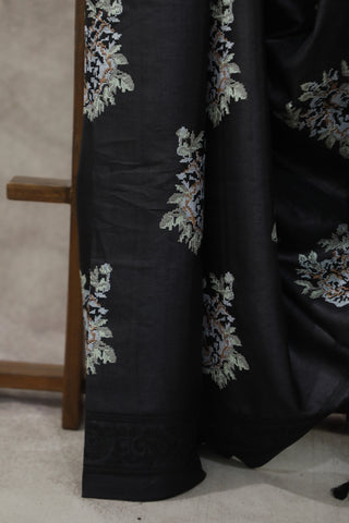 Black Embroidered Tussar Silk Saree - SRBETSS888