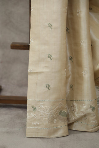 Cream Machine Embroidered Tussar Silk Saree - SRCMETSS918