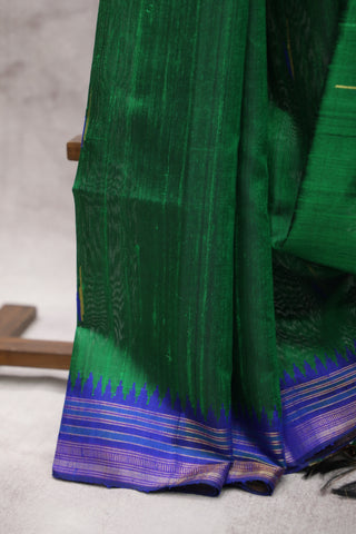 Green Raw Silk Saree - SRGRSS577