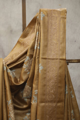 Gold Machine Embroidered Tussar Silk Saree - SRGMETSS941