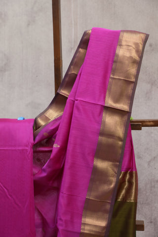 Magenta Silk Maheshwari Saree -SRMSMS205