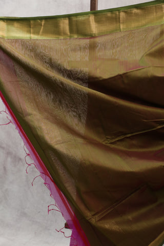 Magenta Silk Maheshwari Saree -SRMSMS205