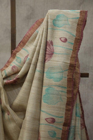 Cream Hand-Painted Tussar Silk Saree - SRCHPTSS996