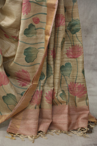 Cream Hand-Painted Tussar Silk Saree - SRCHPTSS997