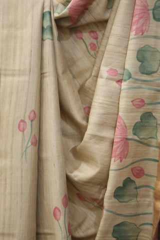 Cream Hand-Painted Tussar Silk Saree - SRCHPTSS997