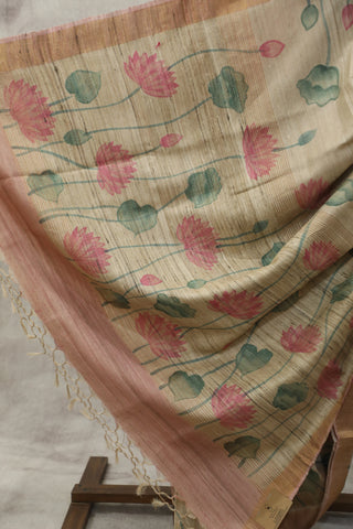 Cream Hand-Painted Tussar Silk Saree - SRCHPTSS997