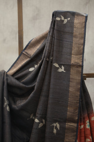 Black Hand-Painted Tussar Silk Saree - SRBHPTSS988