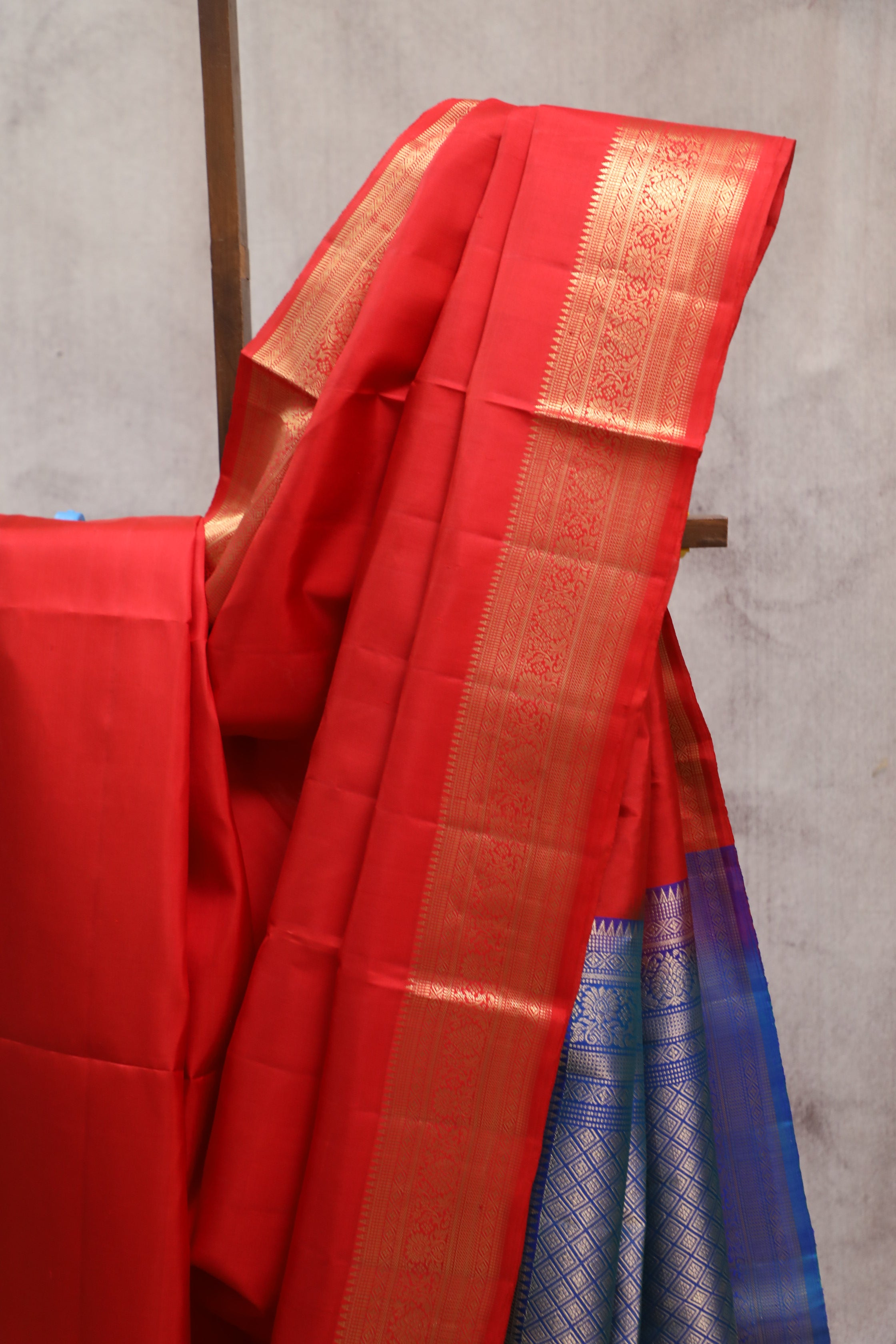 Red Soft Silk Saree - SRRSSS211