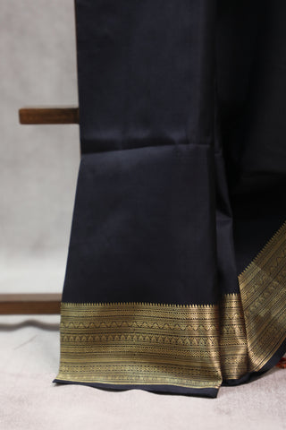 Black Soft Silk Saree - SRBSSS215