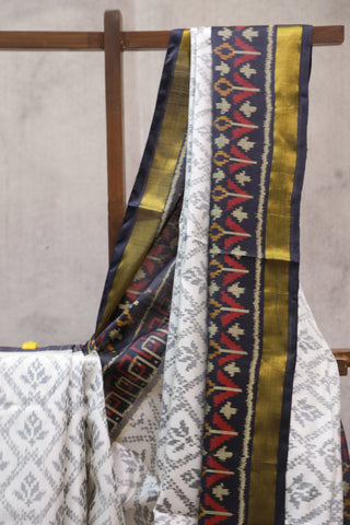 White Rajkot Patola Silk Saree - SRWRPSS227