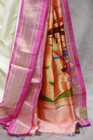 White Silk Chandrakor Paithani Saree - SRWSCPS402