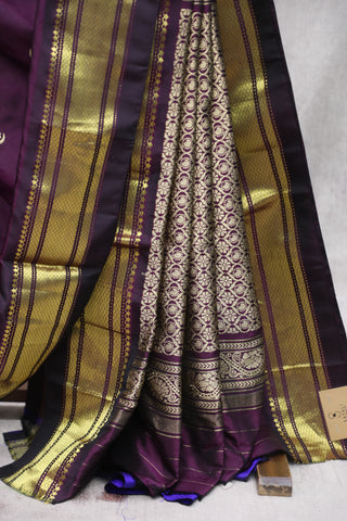 Wine Silk Chandrakor Paithani Saree - SRWSCPS401