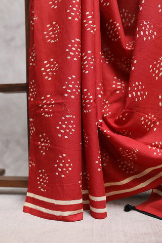 Red HBP Cotton Saree with Contrast Blouse -SRRCS1204