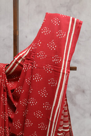 Red HBP Cotton Saree with Contrast Blouse -SRRCS1204