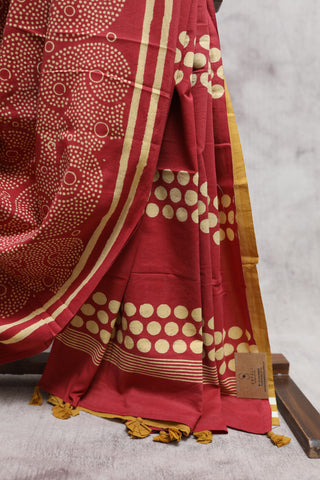 Red HBP Cotton Saree with Contrast Blouse -SRRCS1231