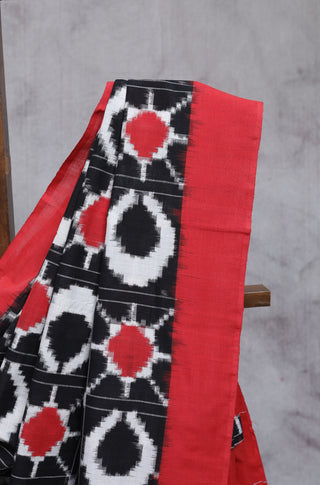 Black Pochampalli Cotton Ikat Saree-SRBPCIS141