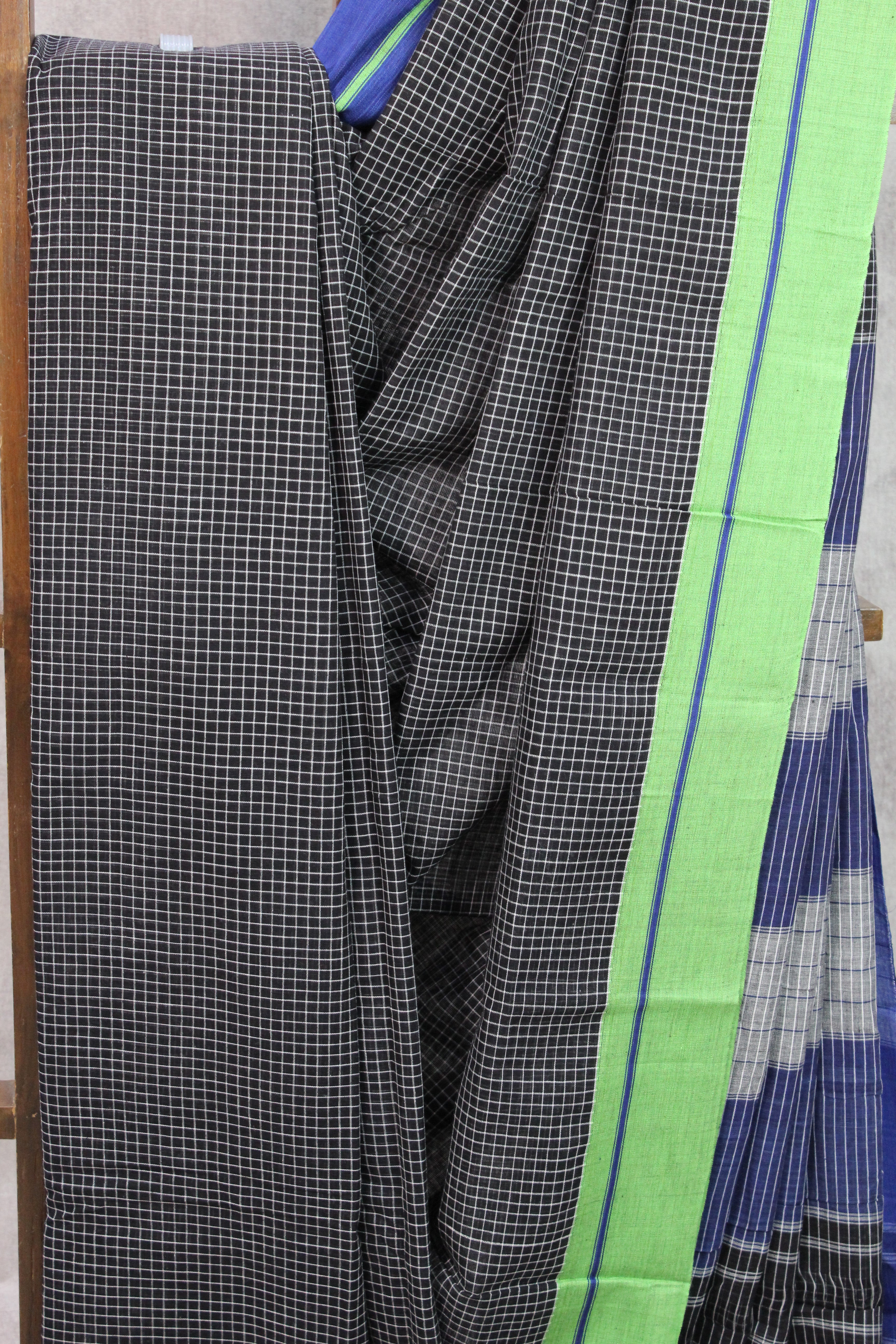 Black Big Checks Cotton Patteda Anchu Saree