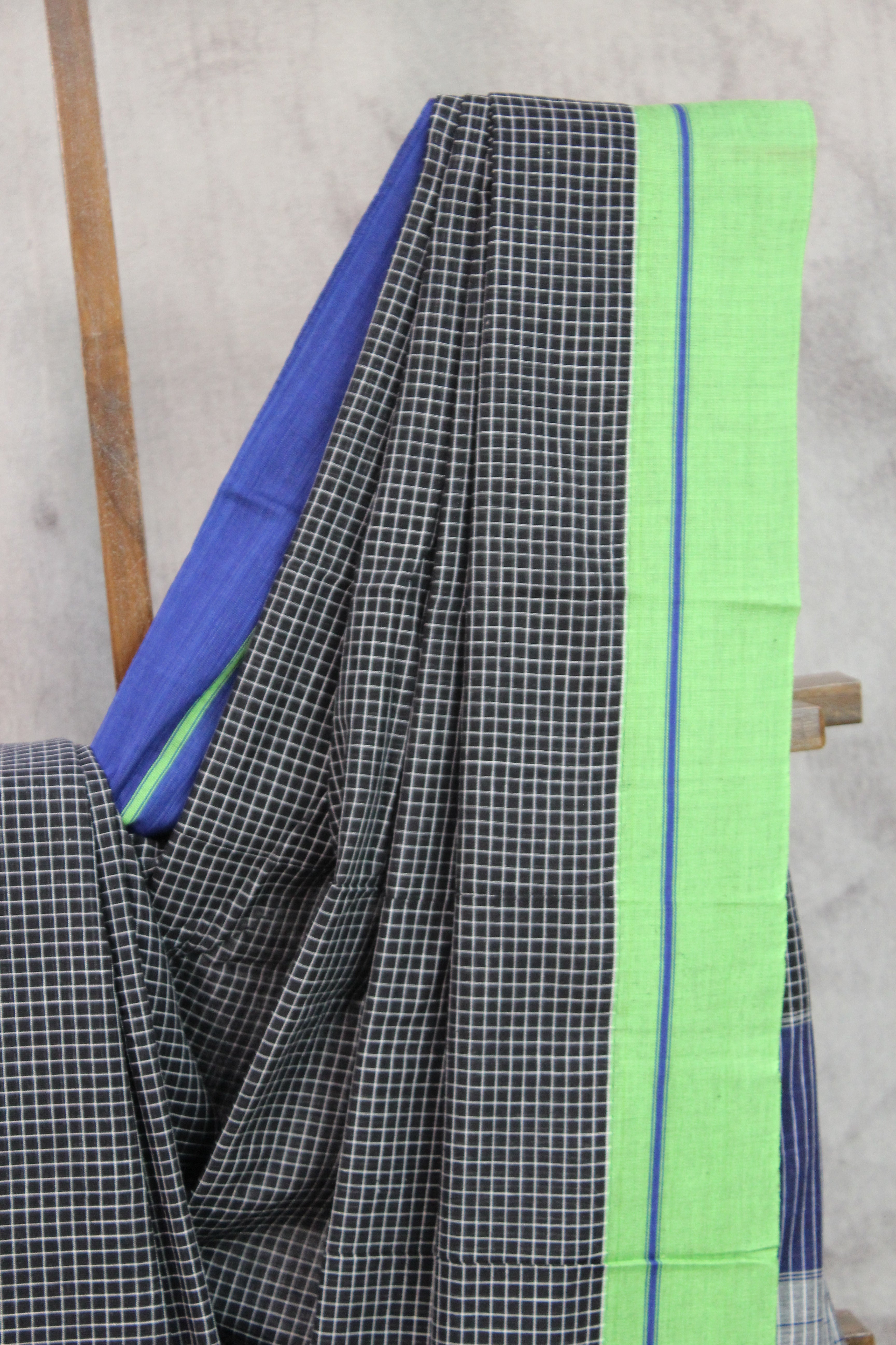 Black Big Checks Cotton Patteda Anchu Saree