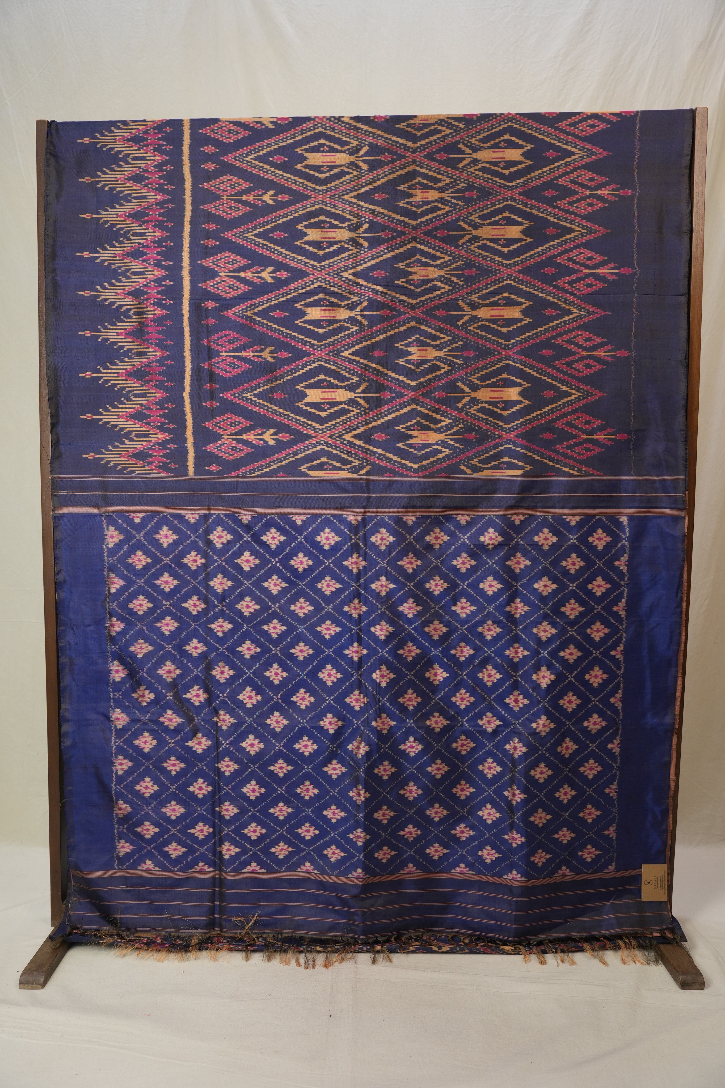 Royal Blue Pochampalli Silk Ikat Saree - SRRBPSIS294
