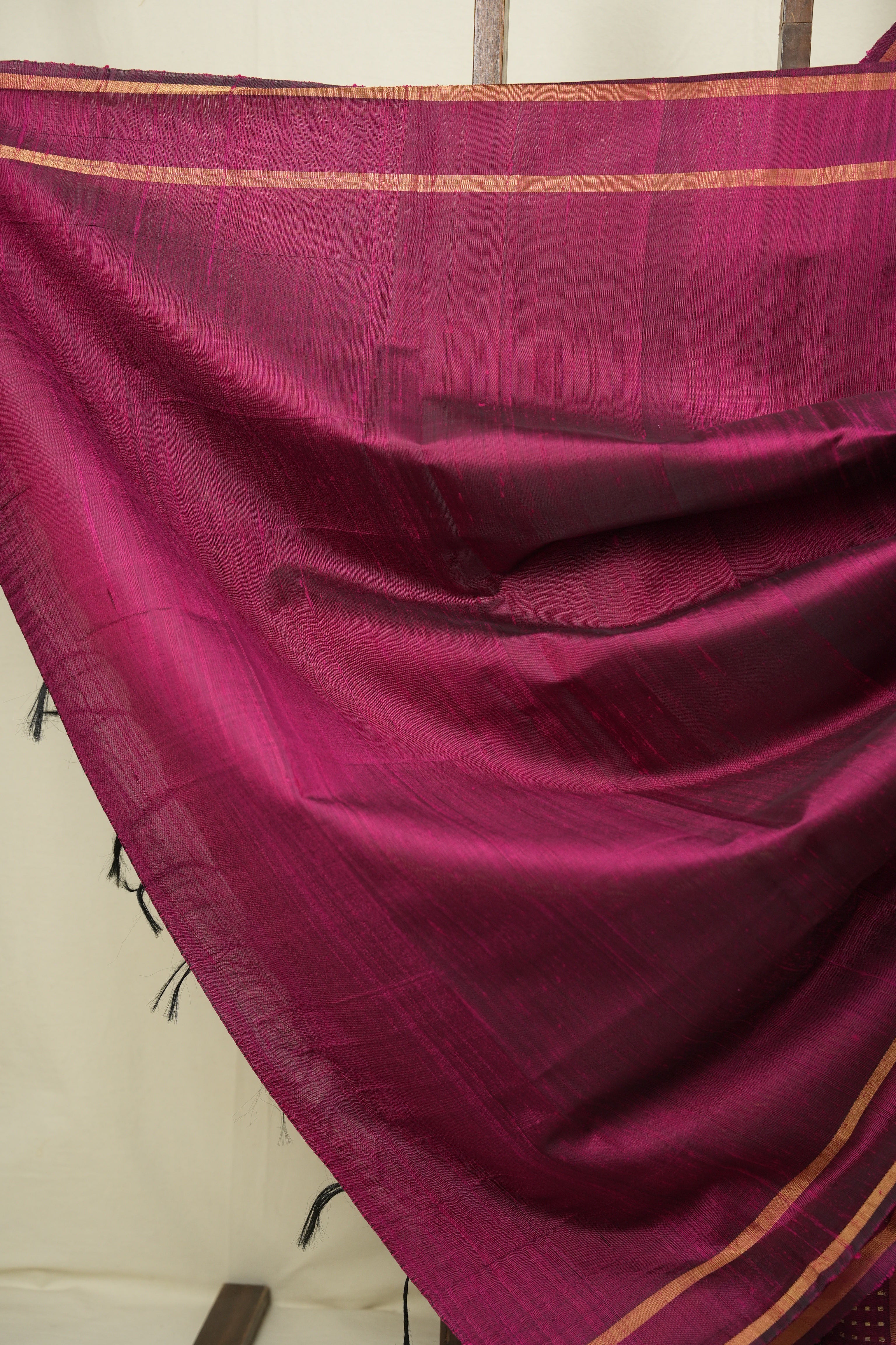 Magenta Raw Silk Saree - SRMRSS1124