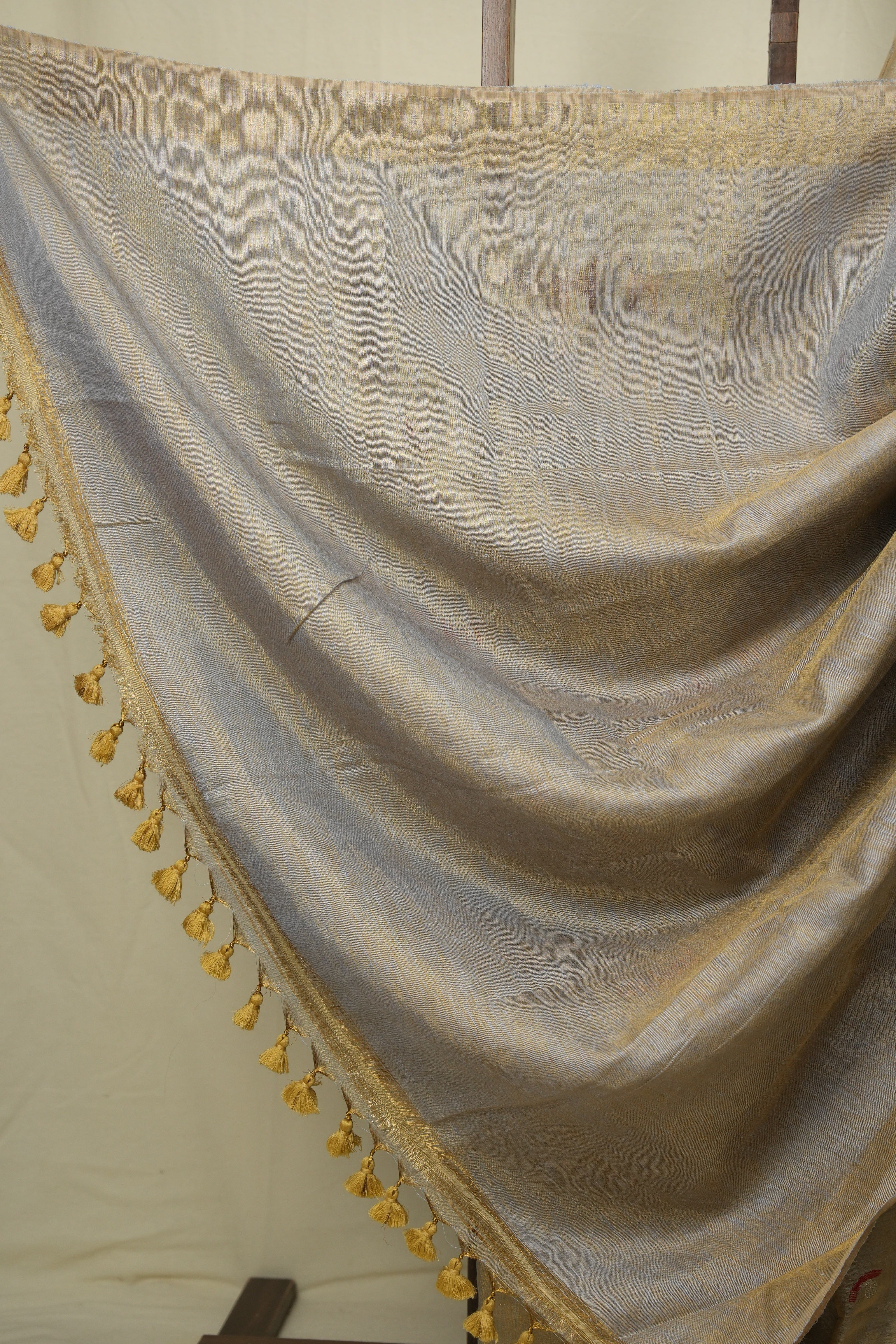 Grey Tissue Linen Jamdani Saree - SRGTLJS208