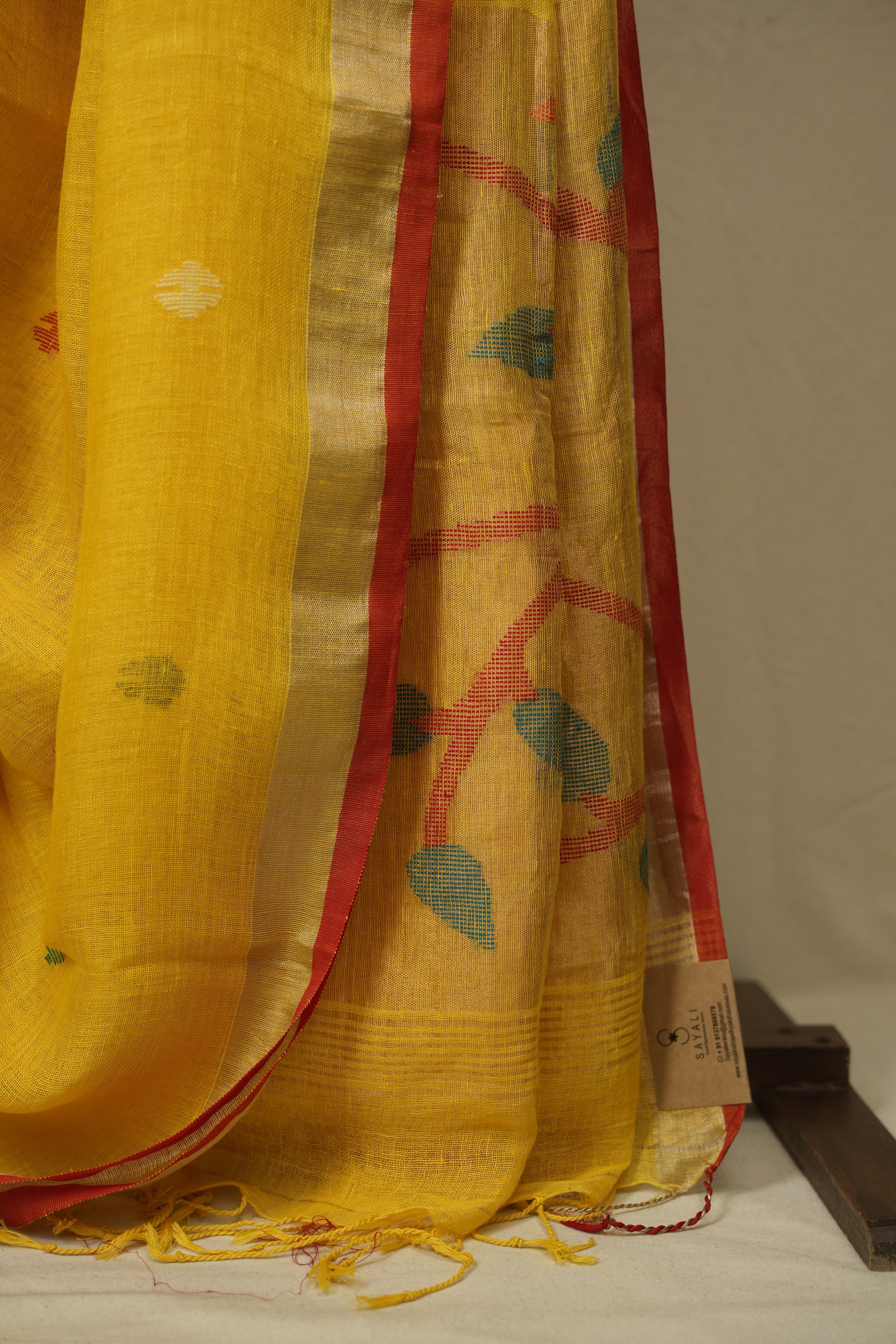Yellow Linen Jamdani Saree - SRYLJS520