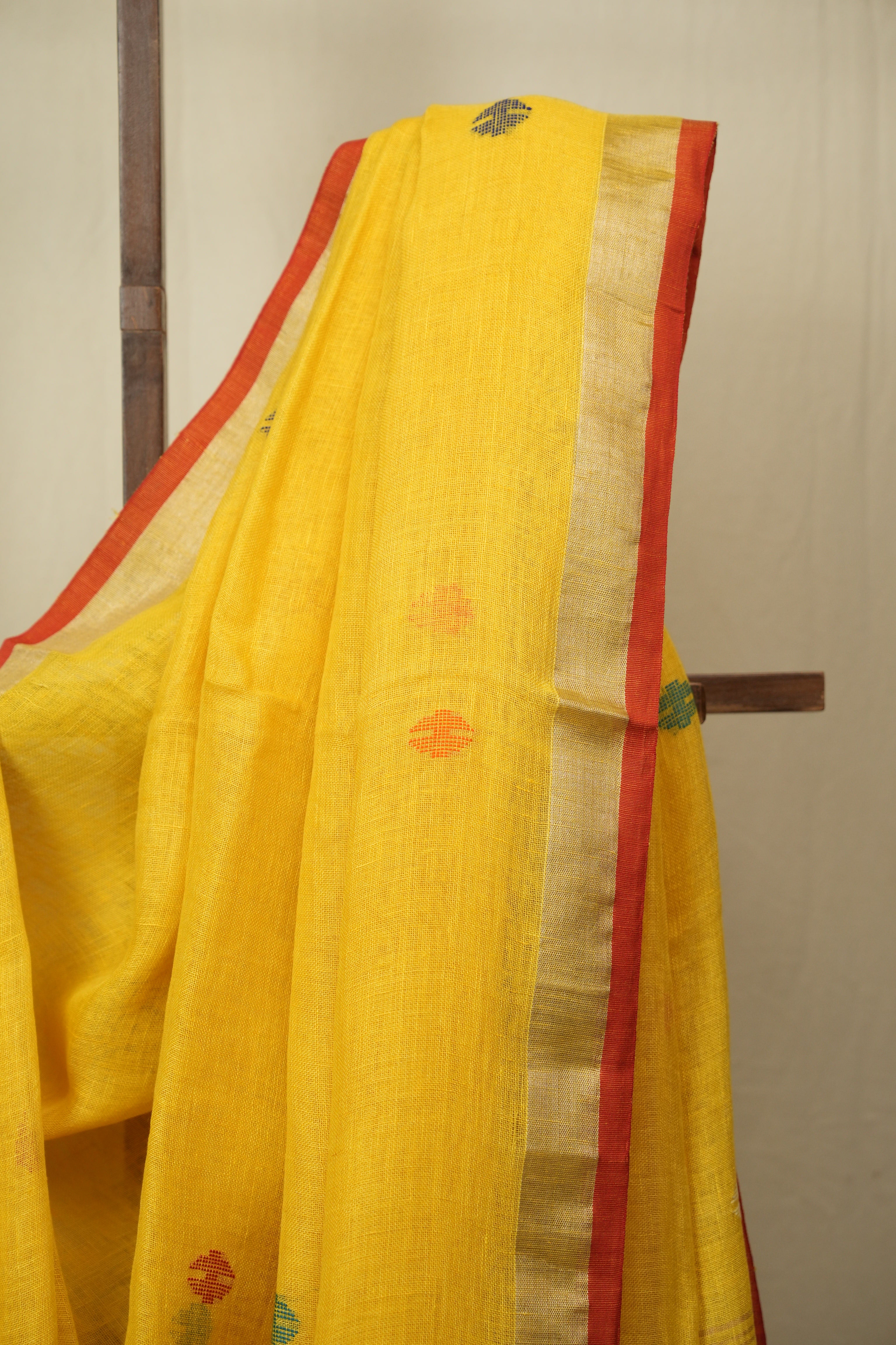 Yellow Linen Jamdani Saree - SRYLJS520