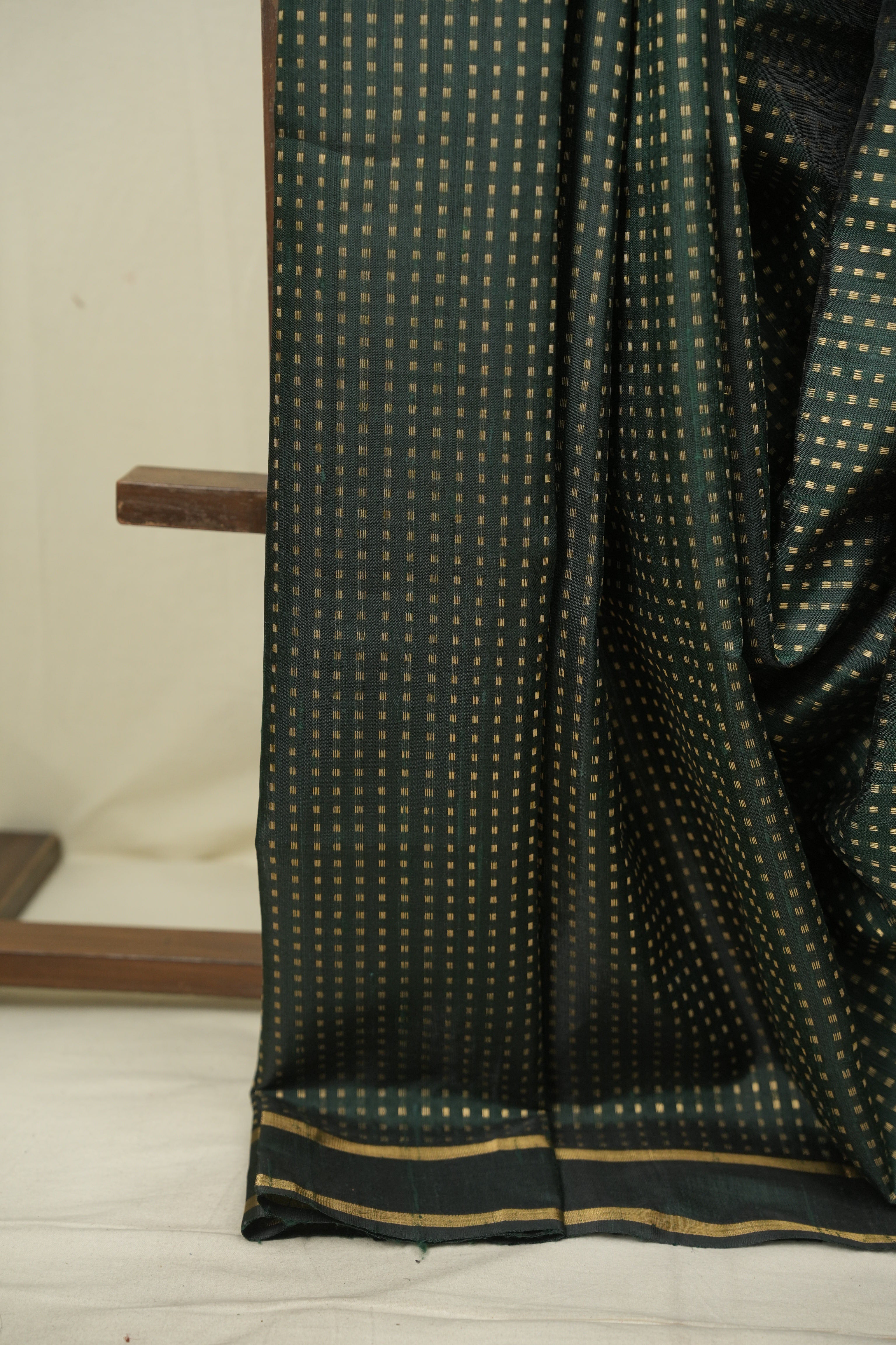 Green Raw Silk Saree - SRGRSS1126