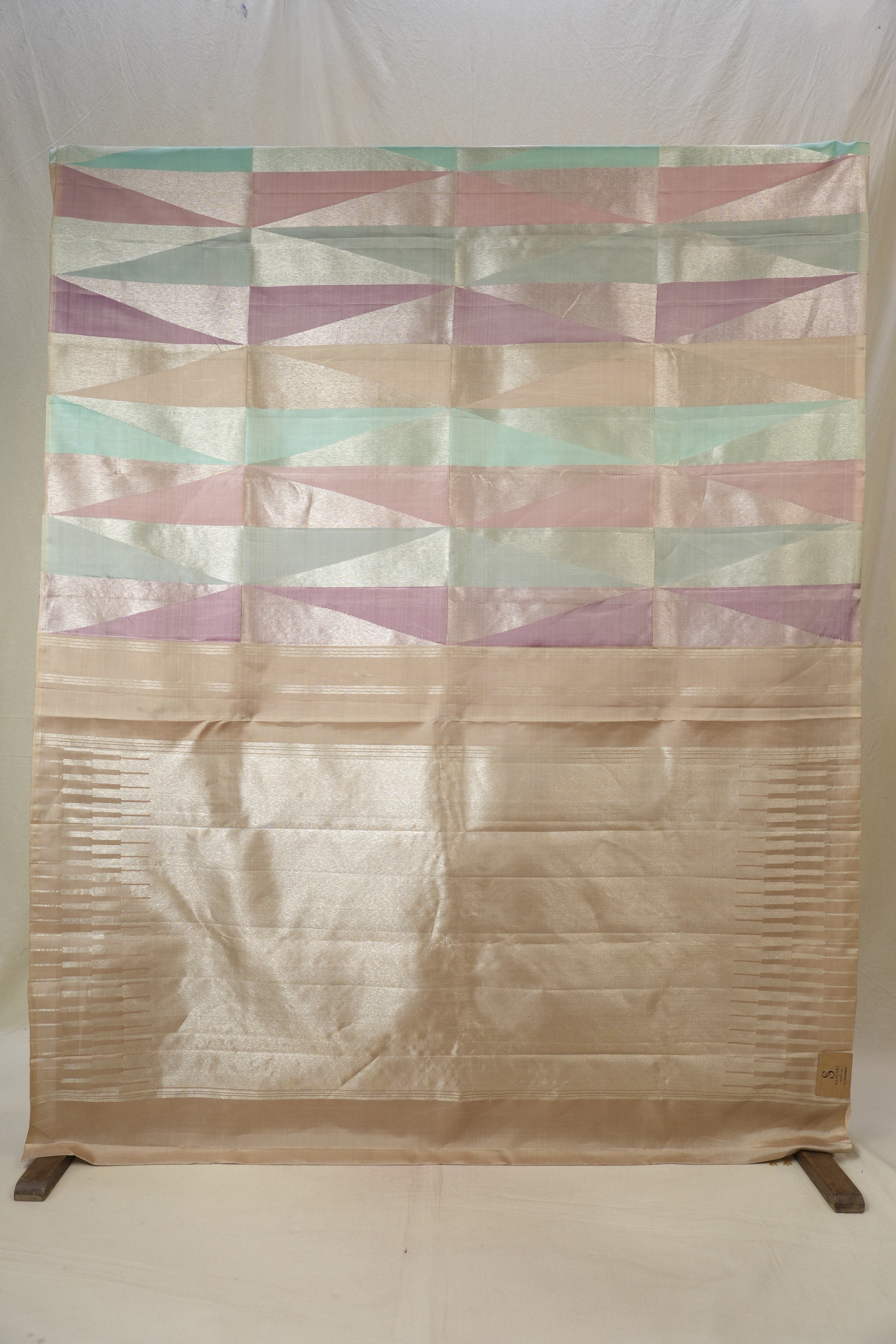 Mrunalini Kanjivaram Silk Saree - Saavari - SSMKSS101