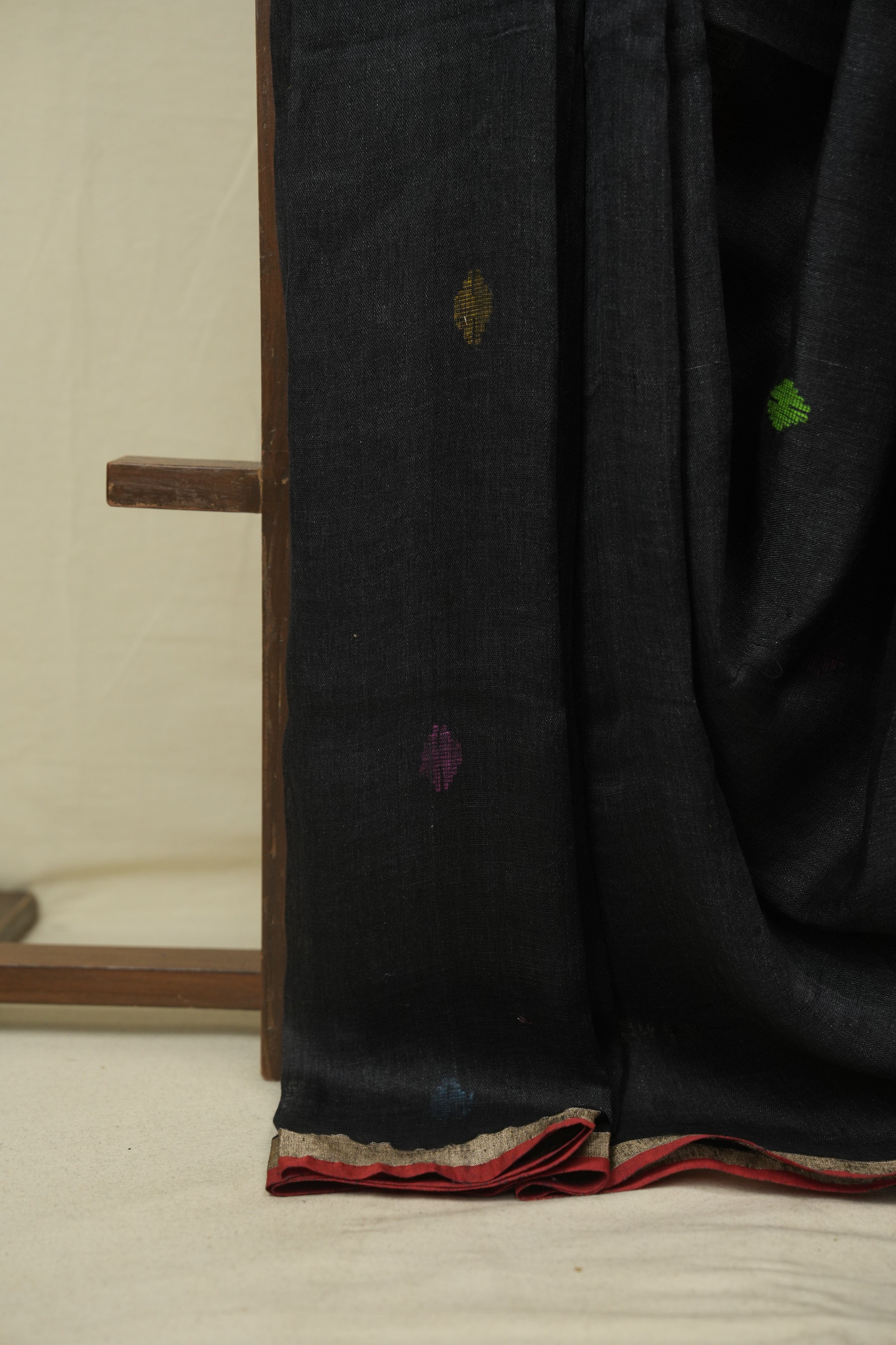 Black Linen Jamdani Saree - SRBLJS524