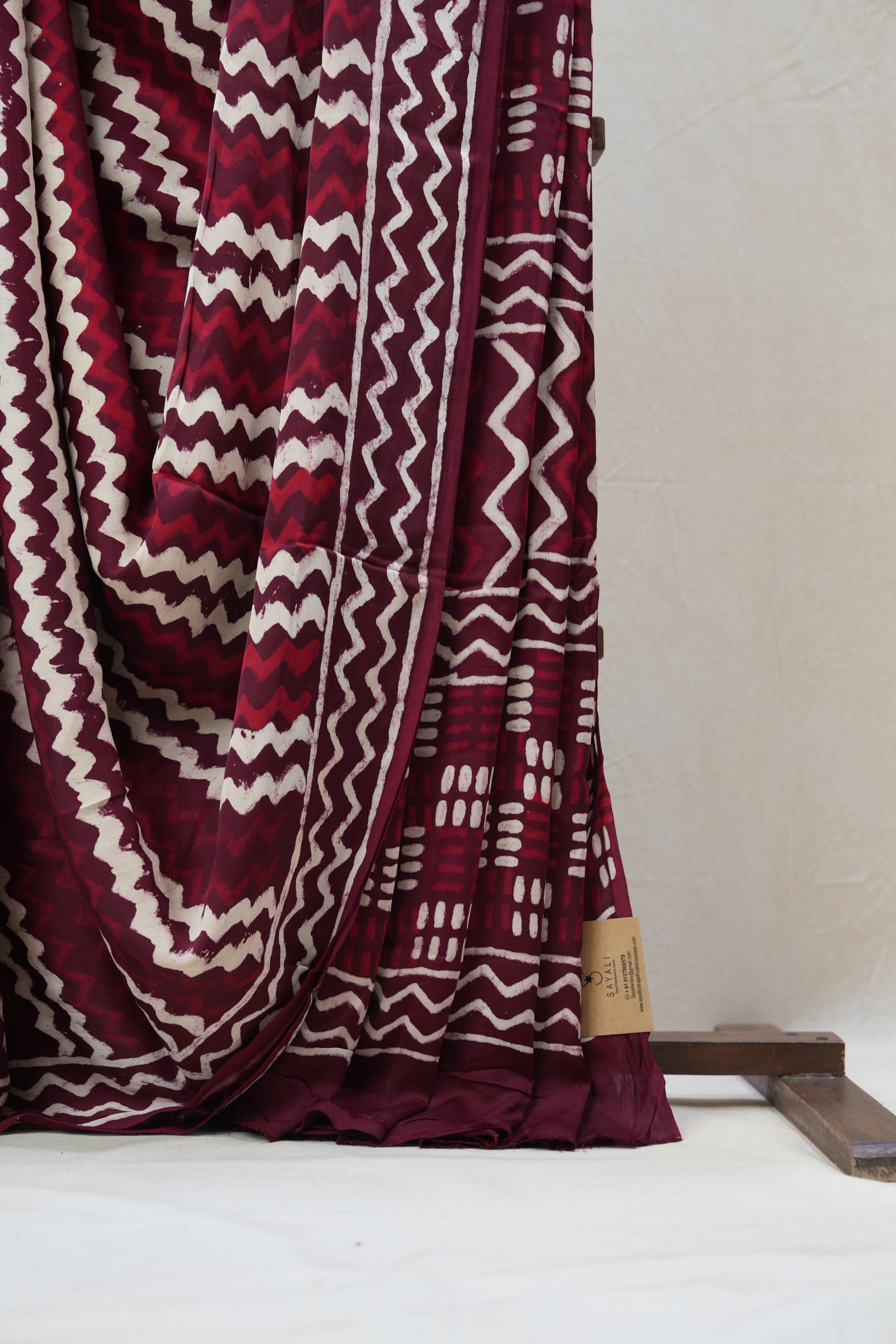 Plum HBP Modal Silk Saree - SRPOMSS365