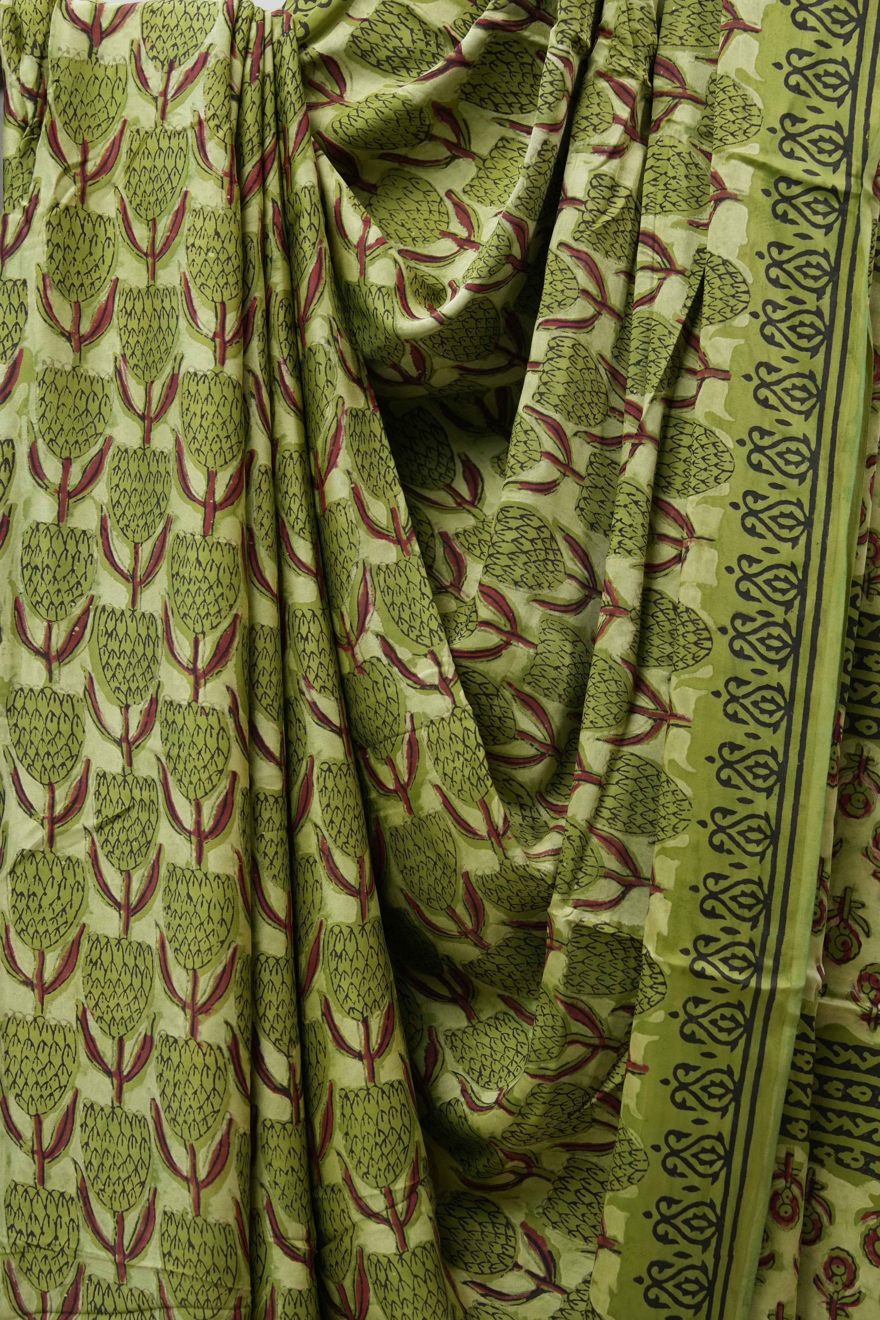 Grass Green HBP Modal Silk Saree - SRGGMSS379
