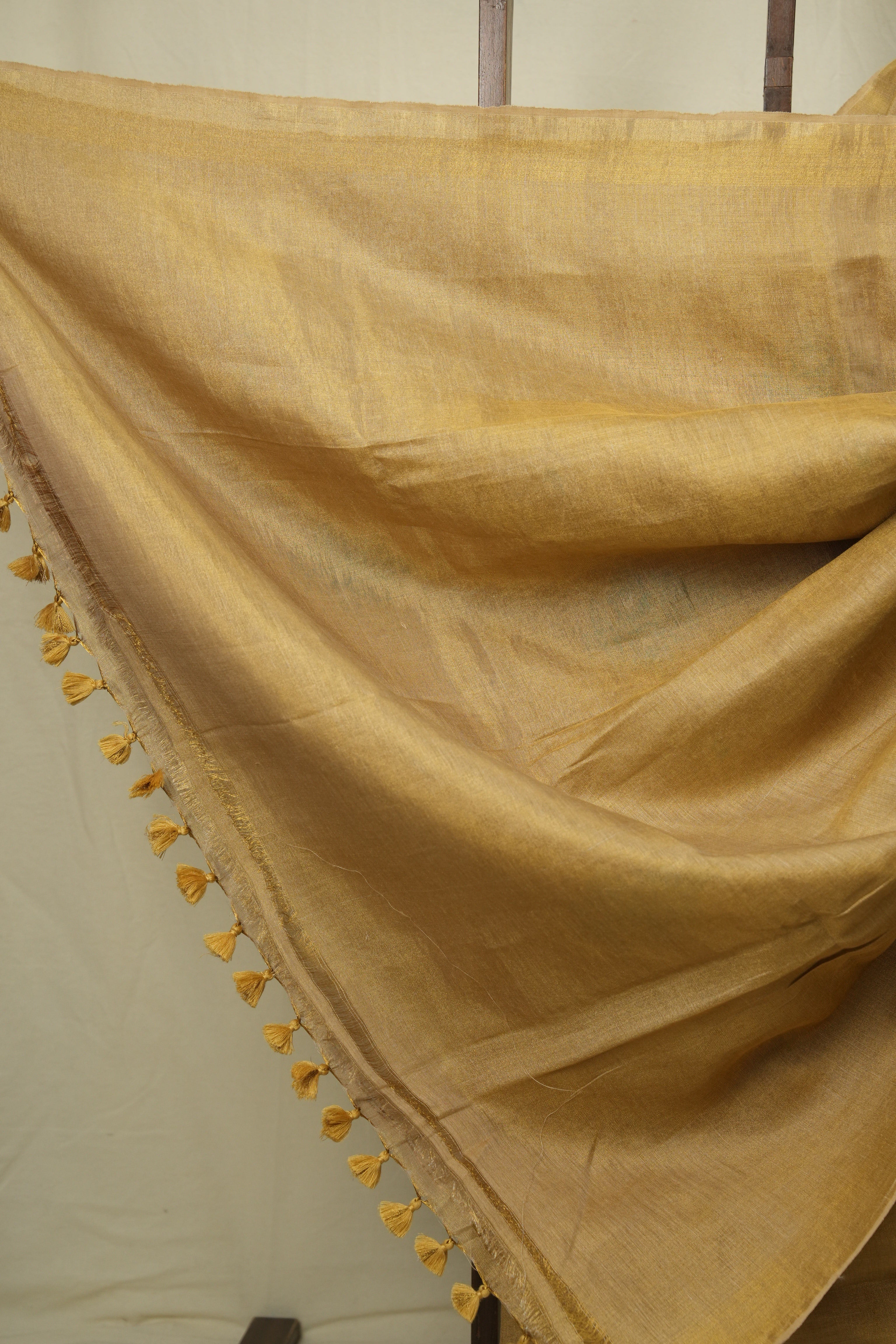 Beige Gold Tissue Linen Jamdani Saree - SRPGTLJS200