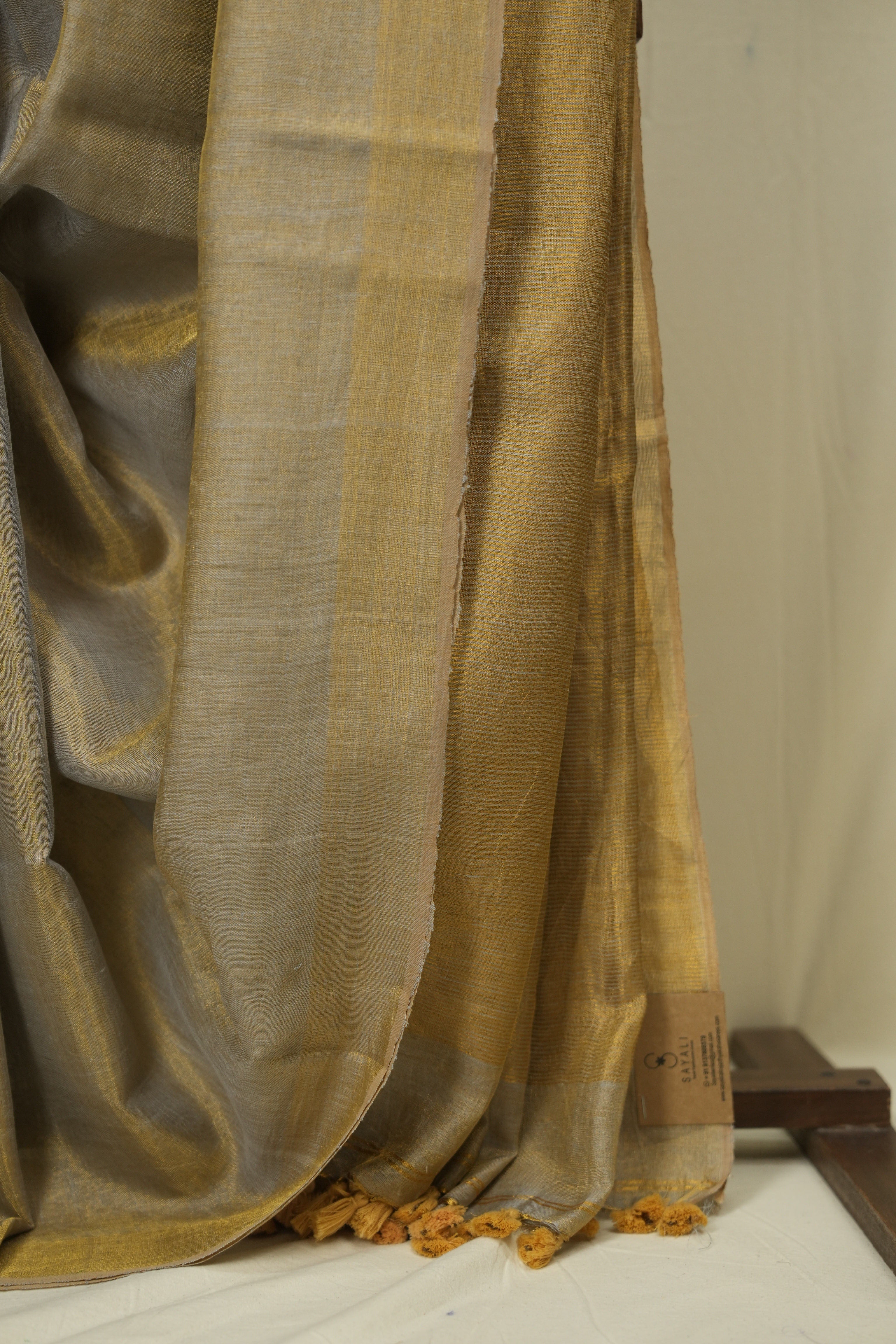 Grey Plain Tissue Linen Saree with Tassels - SRGPTLS311