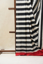 Black & White Pochampalli Cotton Ikat Saree - SRBWPCIS537