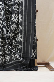 Black Pochampalli Cotton Ikat Saree - SRBPCIS498