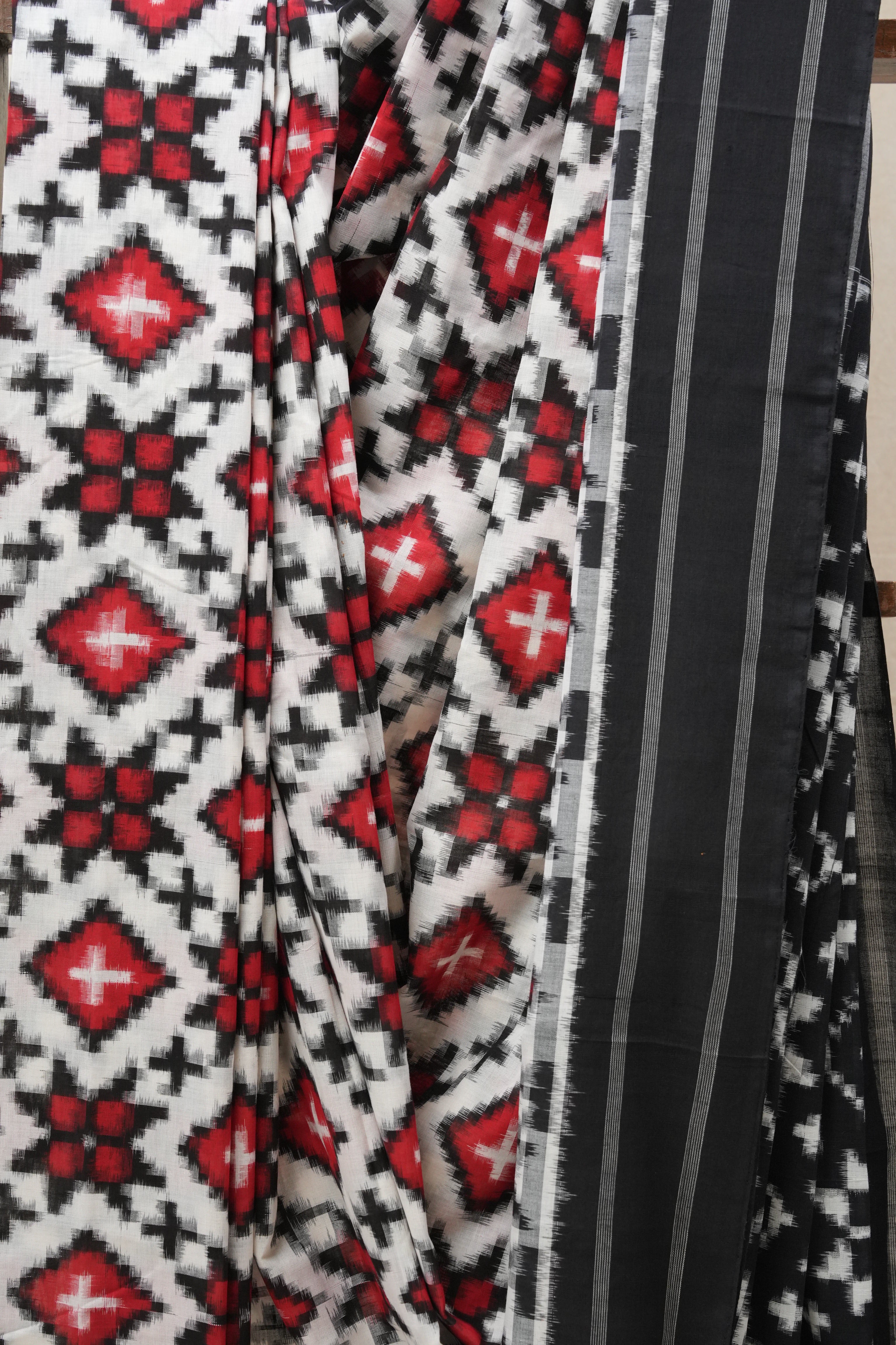 Red-White Pochampalli Cotton Ikat Saree - SRRWPCIS497