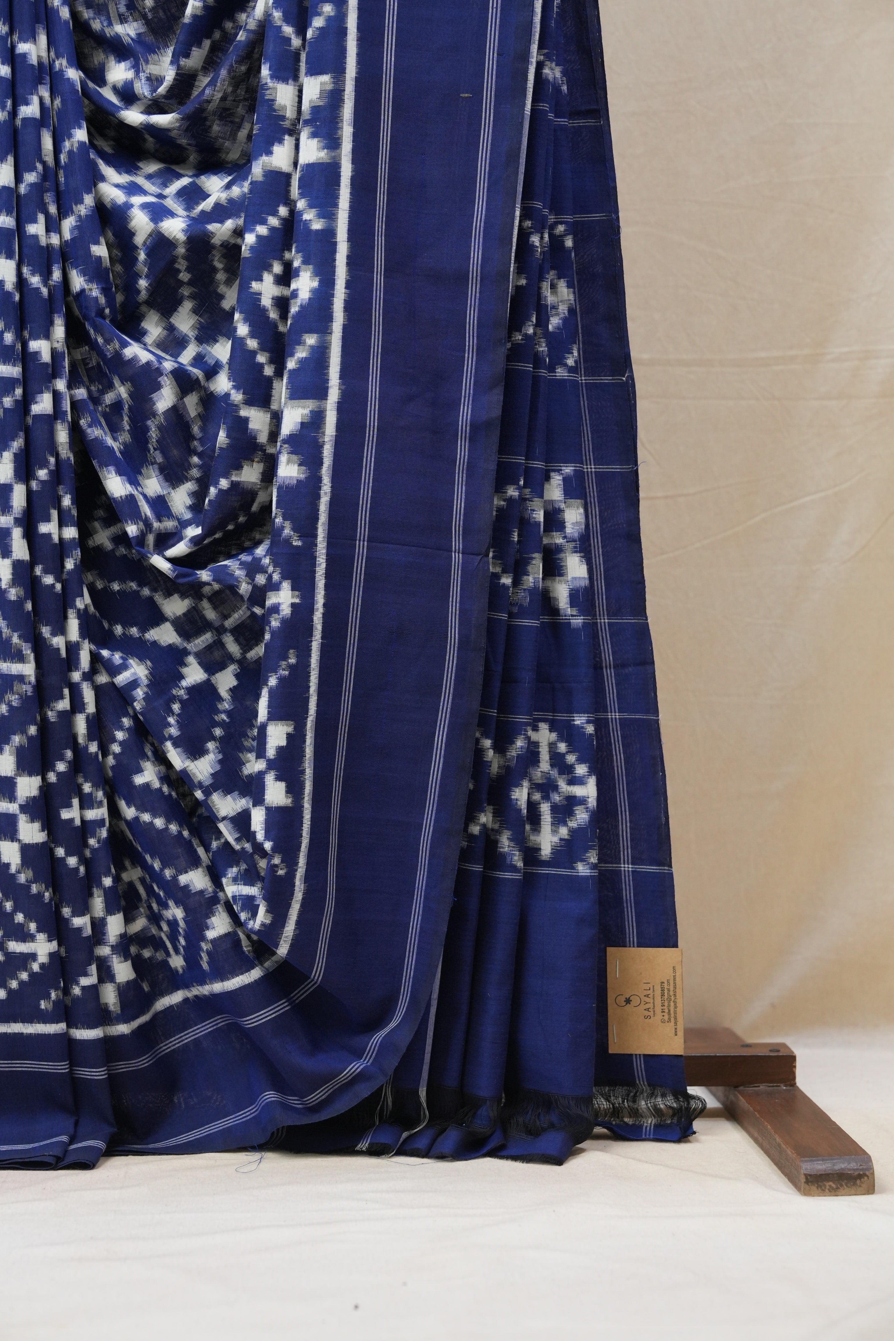 Blue Pochampalli Cotton Ikat Saree - SRBPCIS500