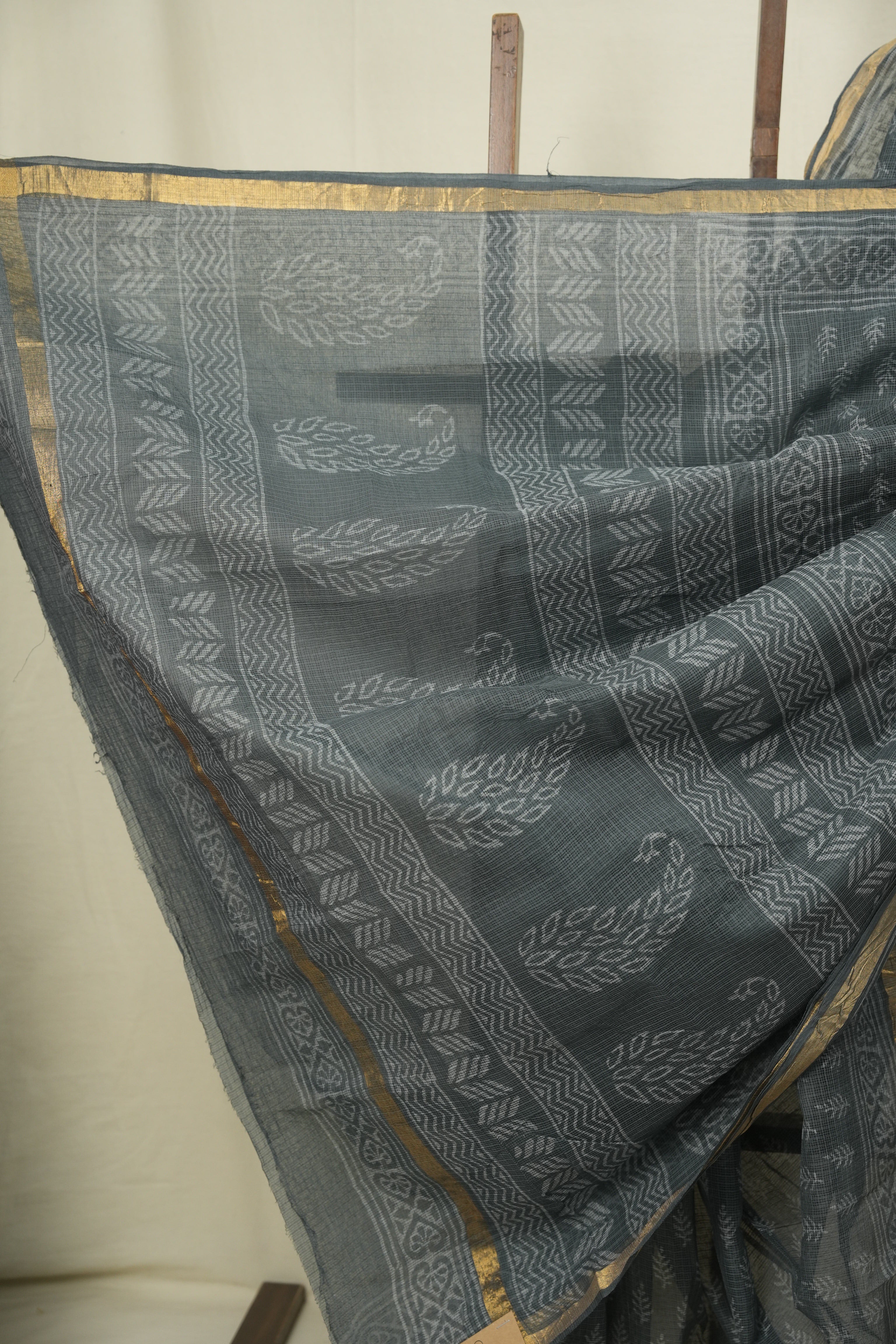 Charcoal Grey Kota Doria Saree - SRCGKDS312