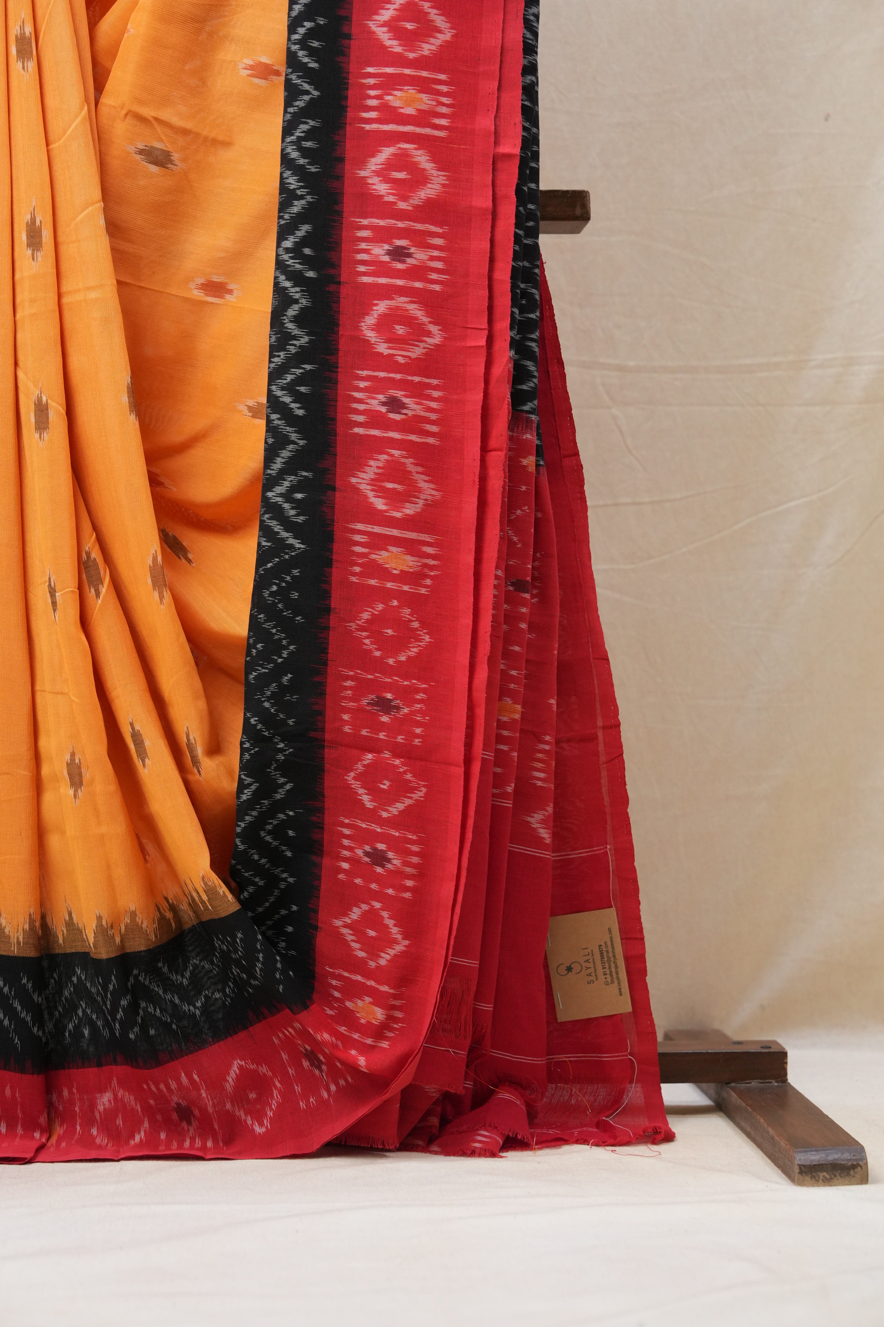 Yellow Pochampalli Cotton Ikat Saree - SRYPCIS525