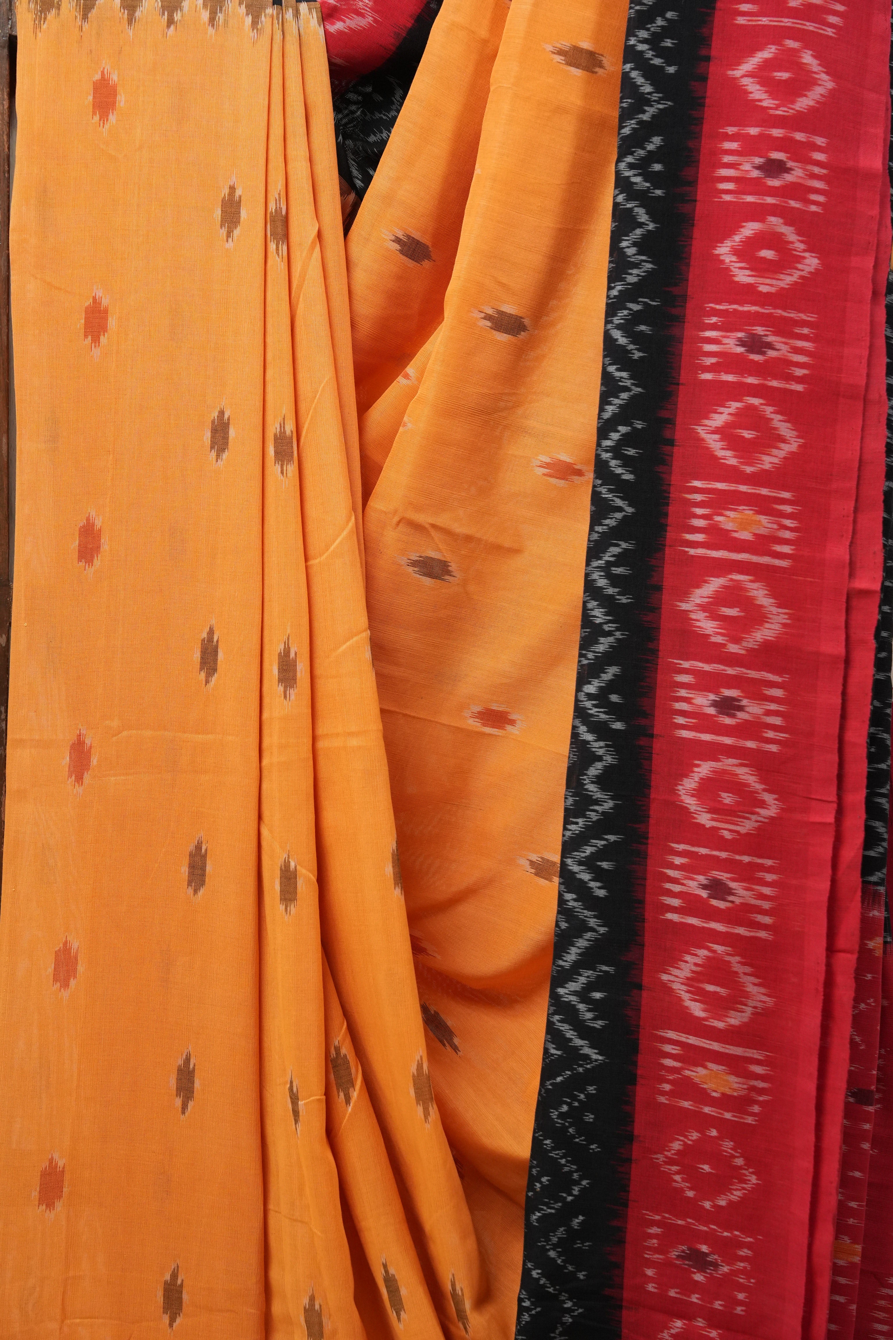 Yellow Pochampalli Cotton Ikat Saree - SRYPCIS525