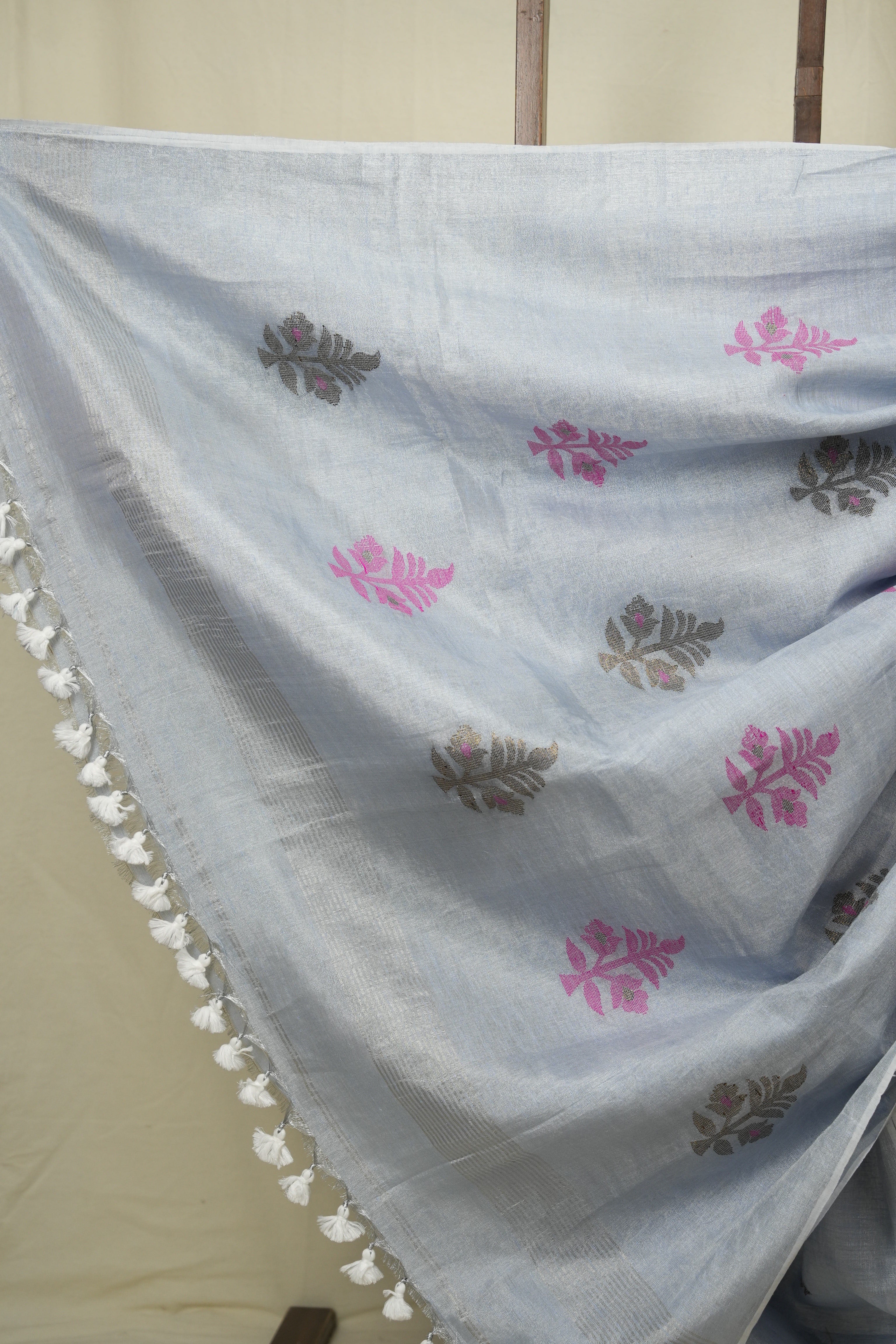 Powder Blue Tissue Linen Jamdani Saree - SRPBTLJS206