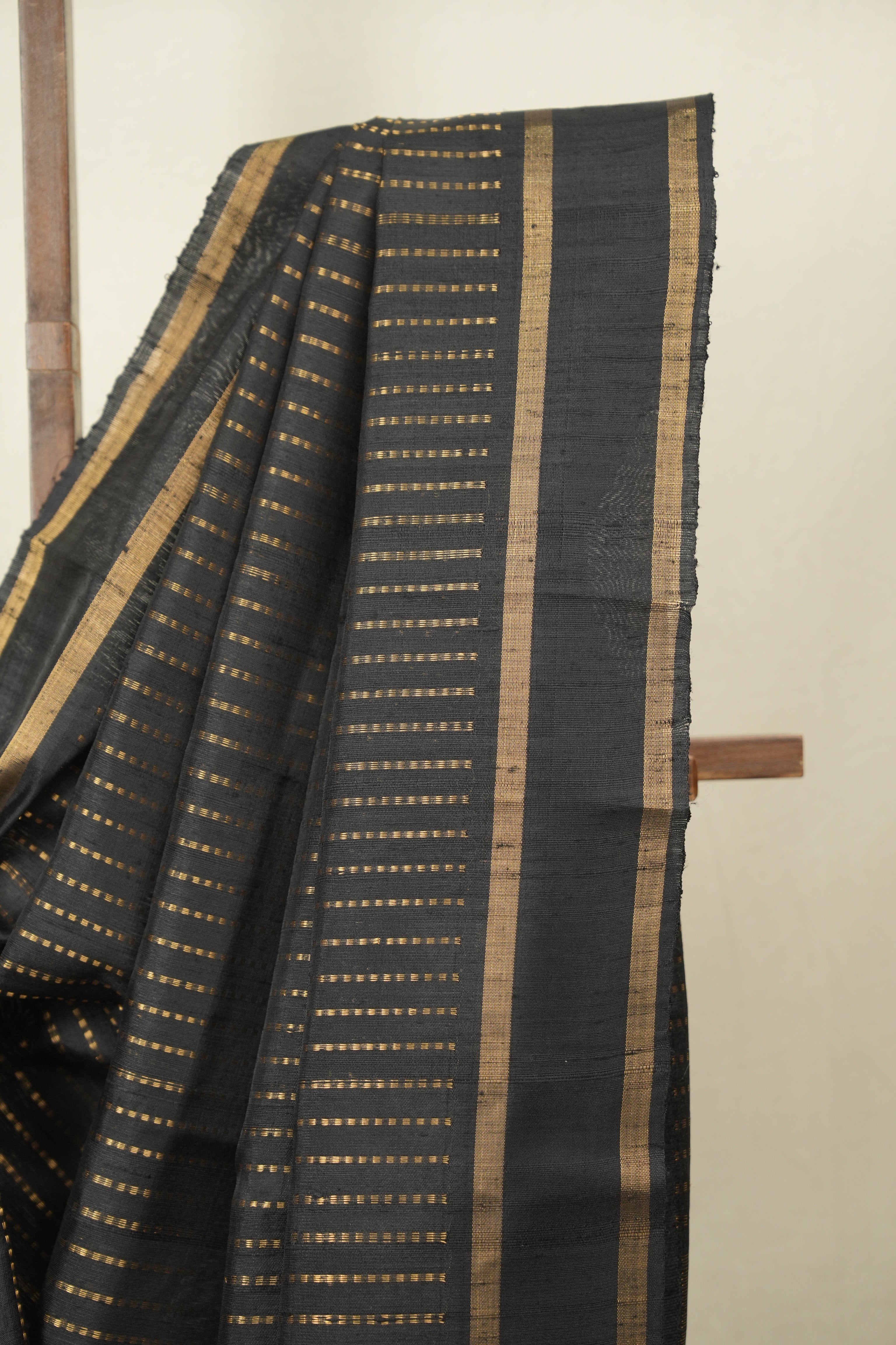 Black Raw Silk Saree - SRBRSS1130