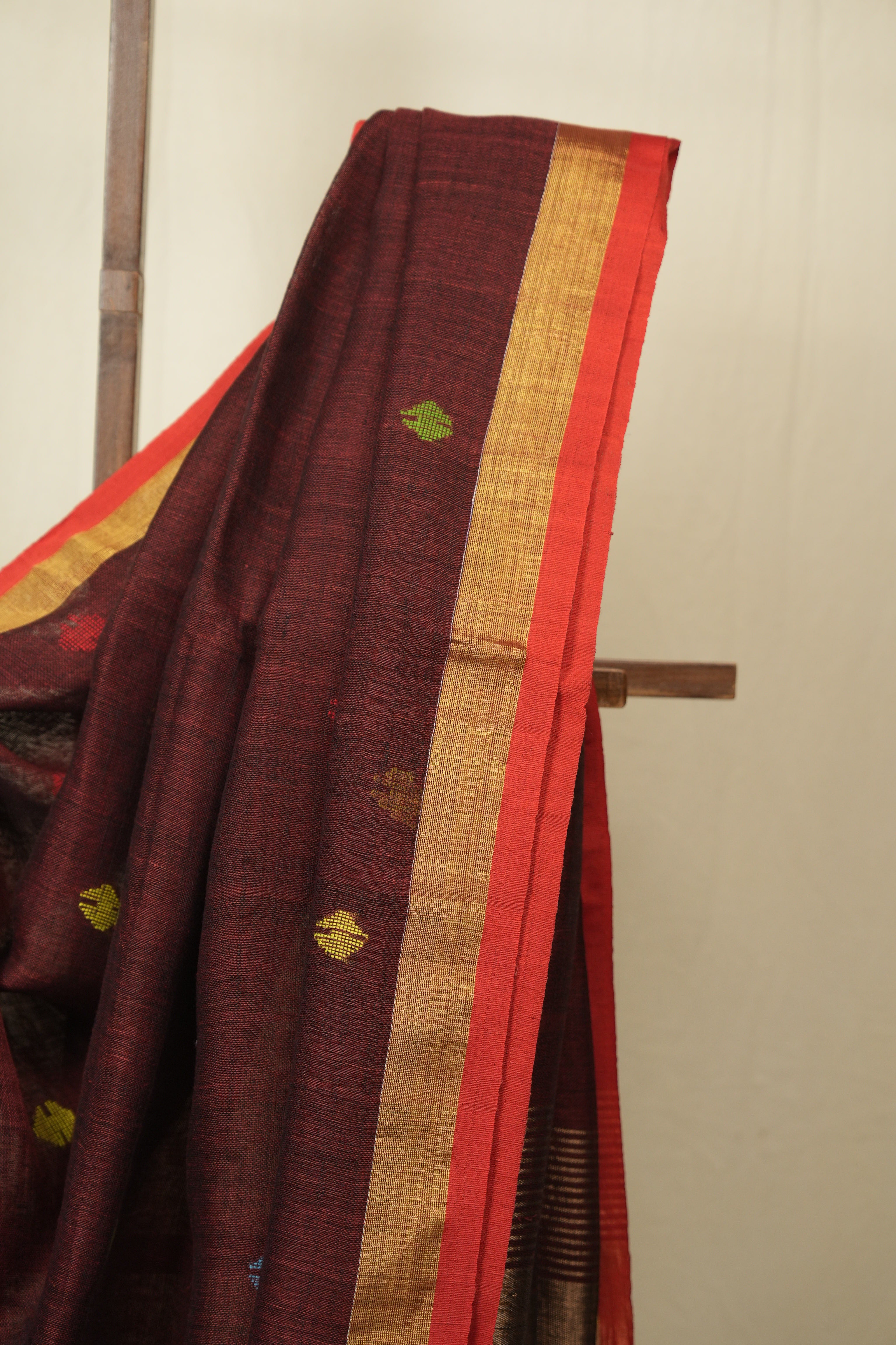 Maroon Linen Jamdani Saree - SRMLJS525