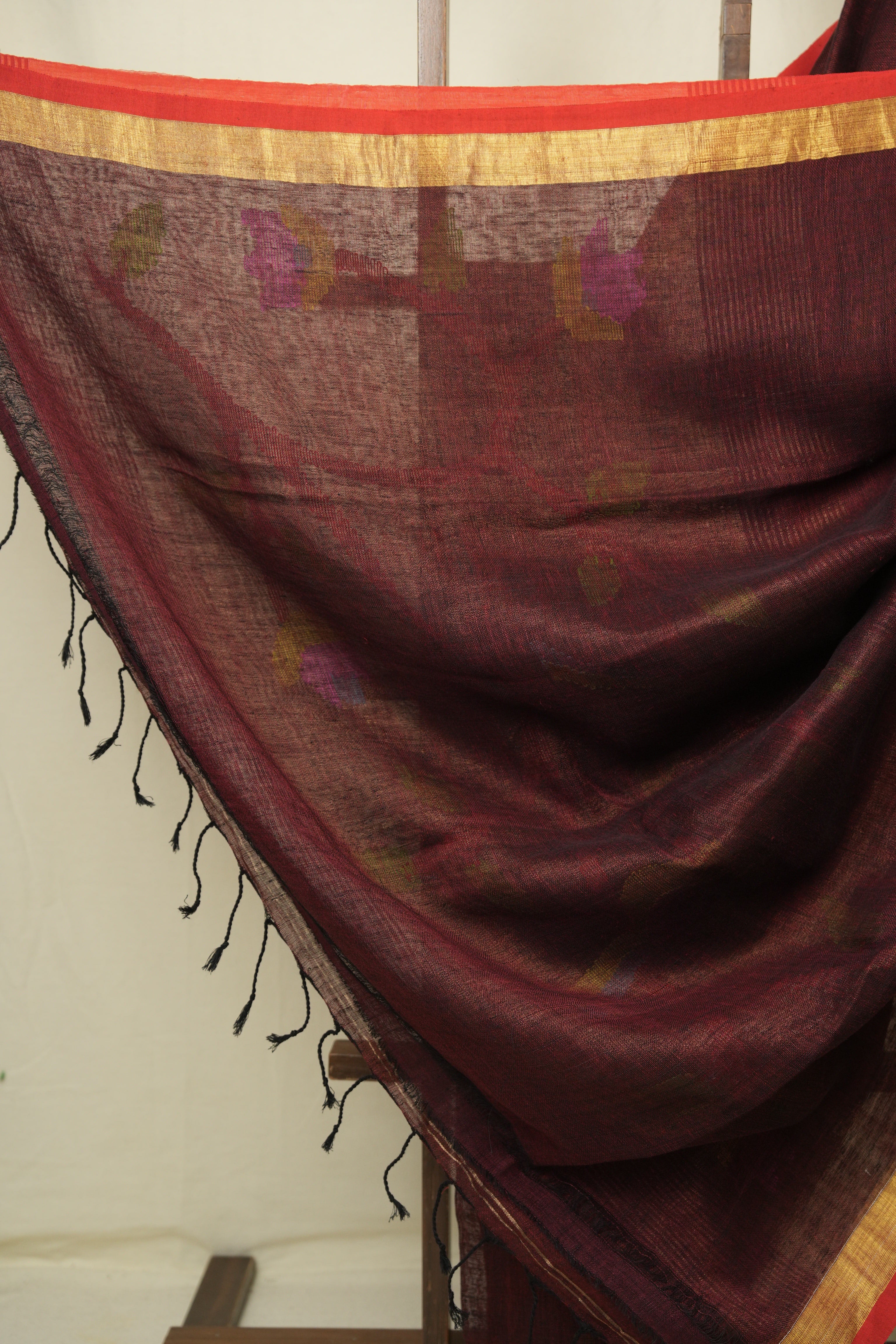 Maroon Linen Jamdani Saree - SRMLJS525