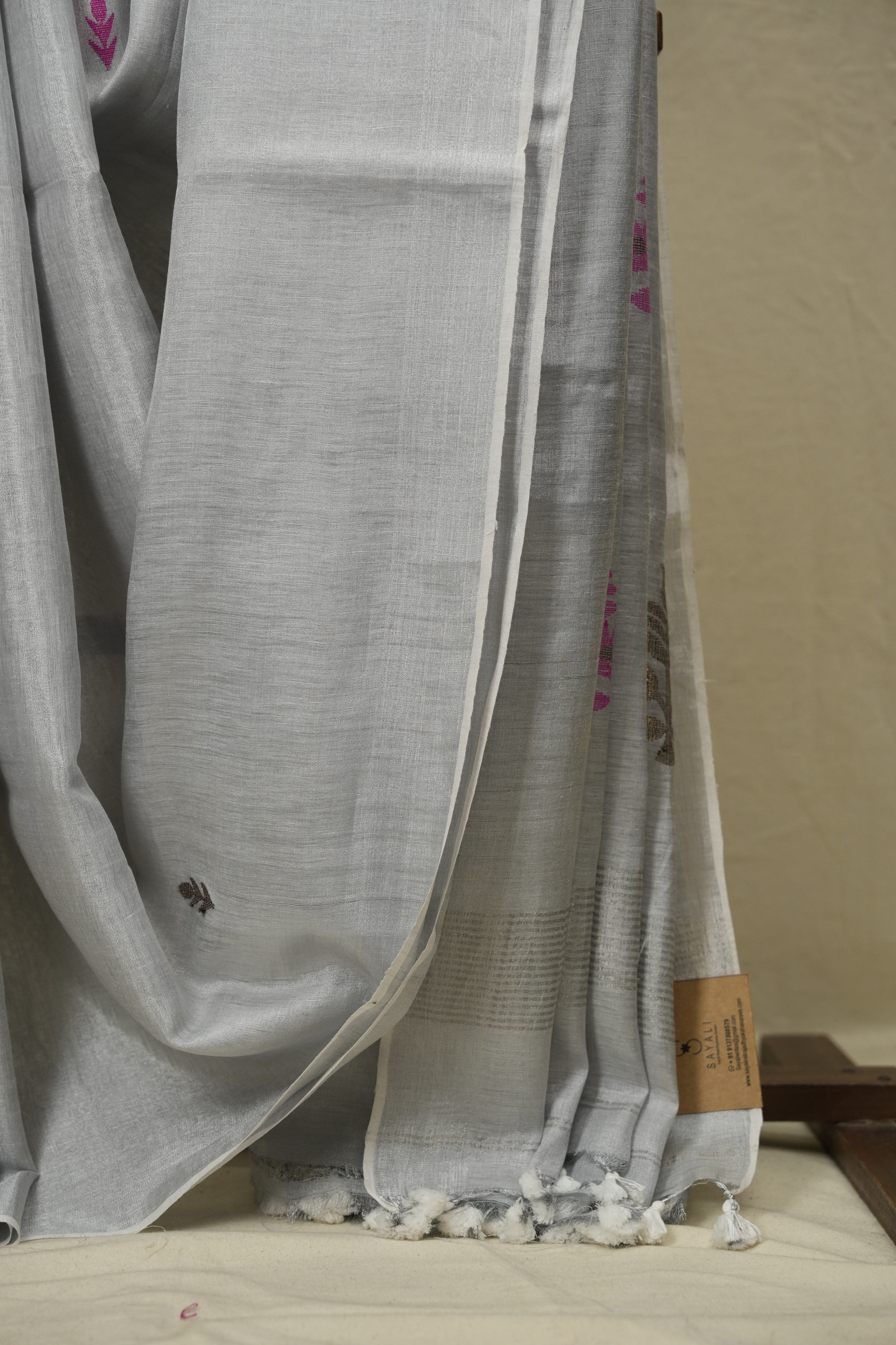 Silver Tissue Linen Jamdani Saree - SRSTLJS205
