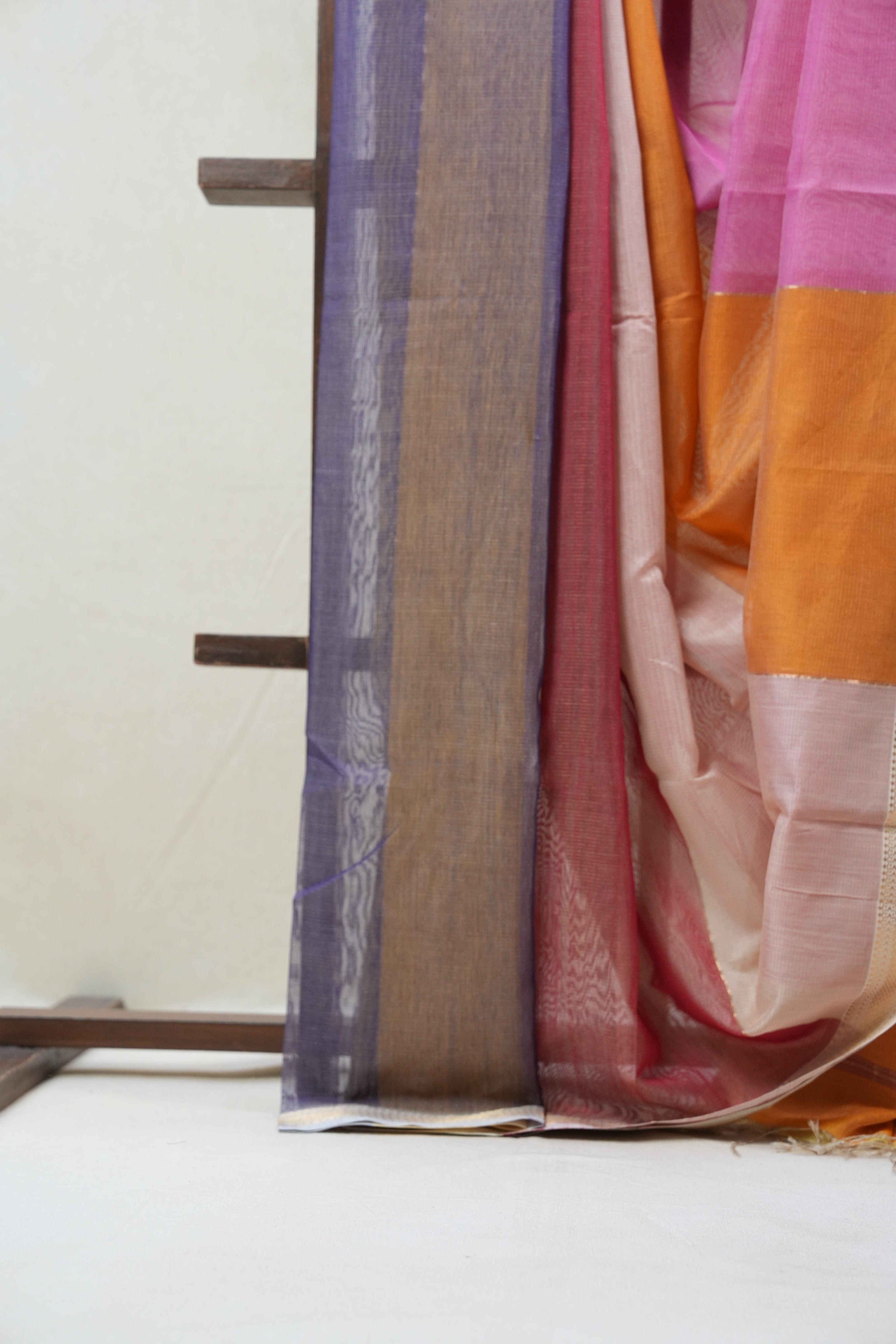Multicolor Maheshwari Tissue Saree - SRMMTS542